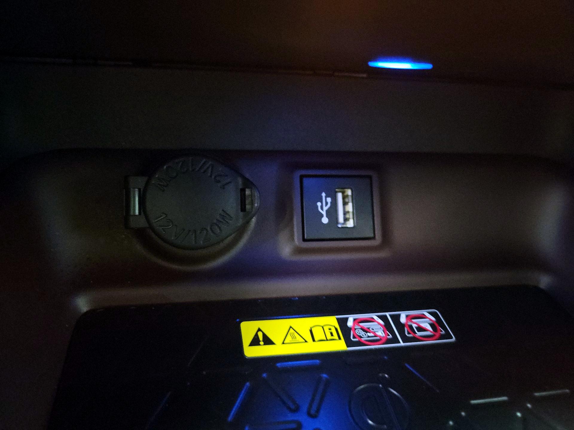 Thumbnail: 2024 Toyota RAV4 - 18