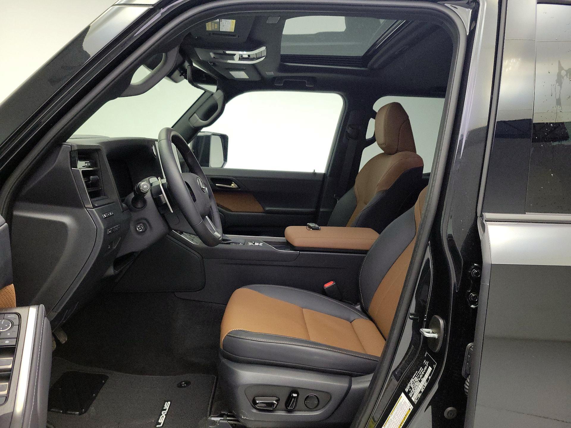 Thumbnail: 2025 Lexus GX - 19