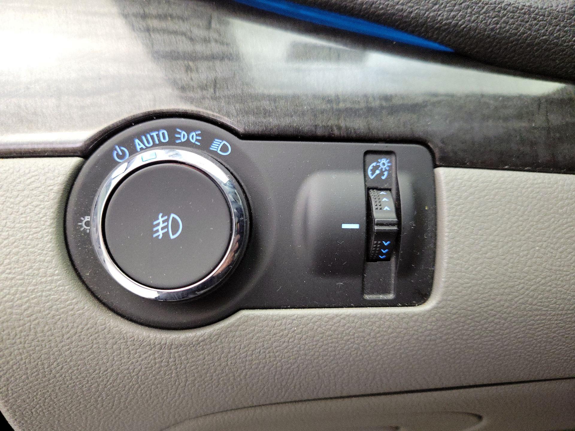 Thumbnail: 2016 Buick Encore - 13