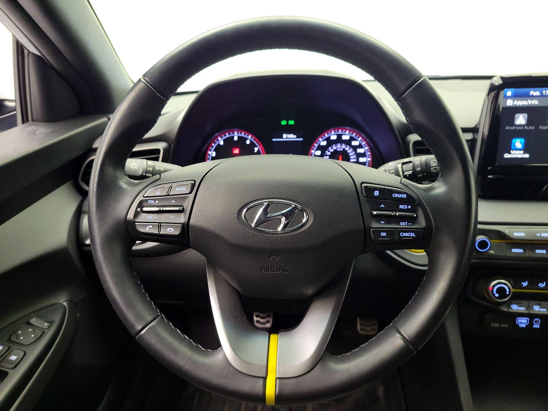 Thumbnail: 2020 Hyundai Veloster - 10