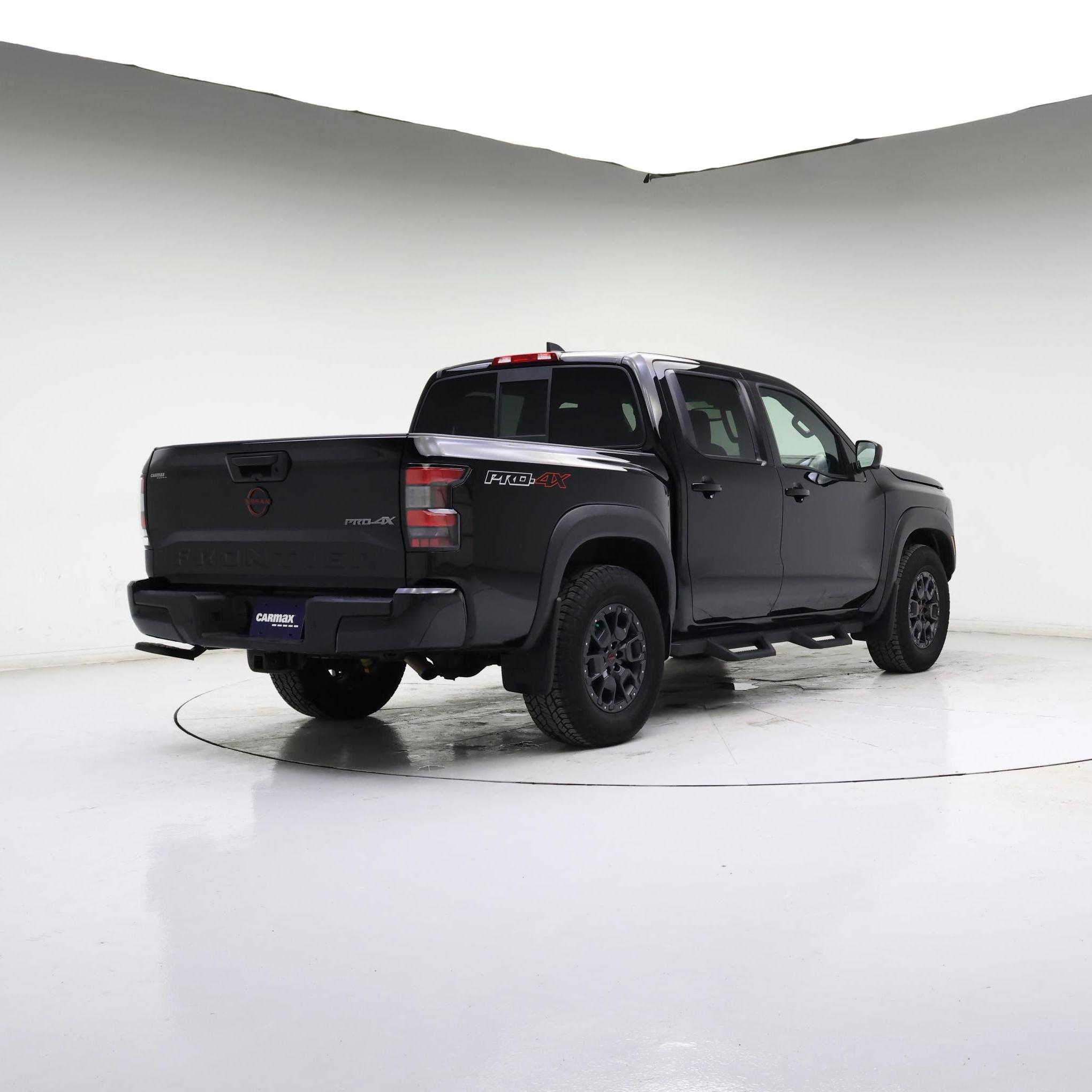 Thumbnail: 2022 Nissan Frontier - 8