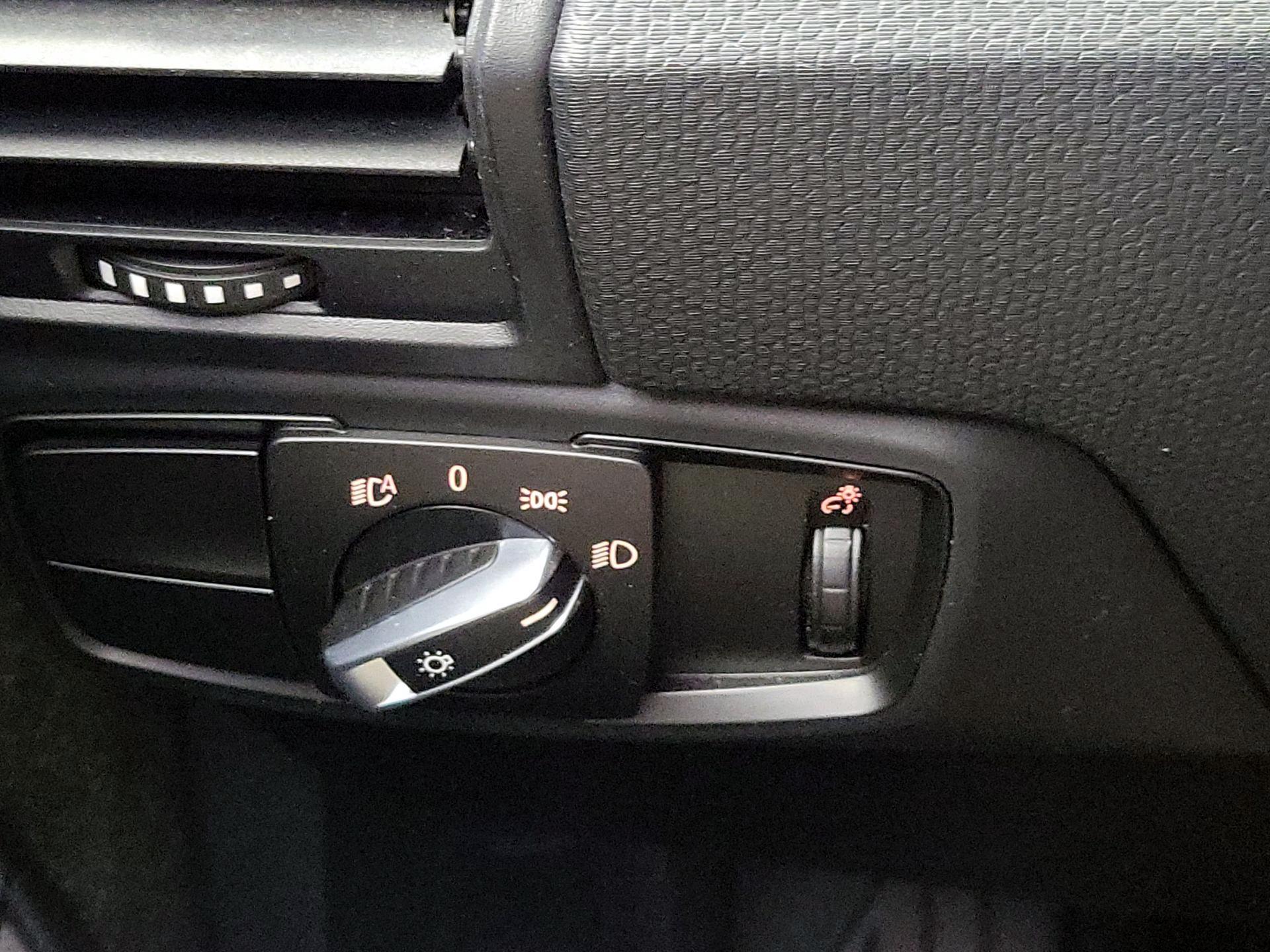 Thumbnail: 2017 BMW i3 - 13