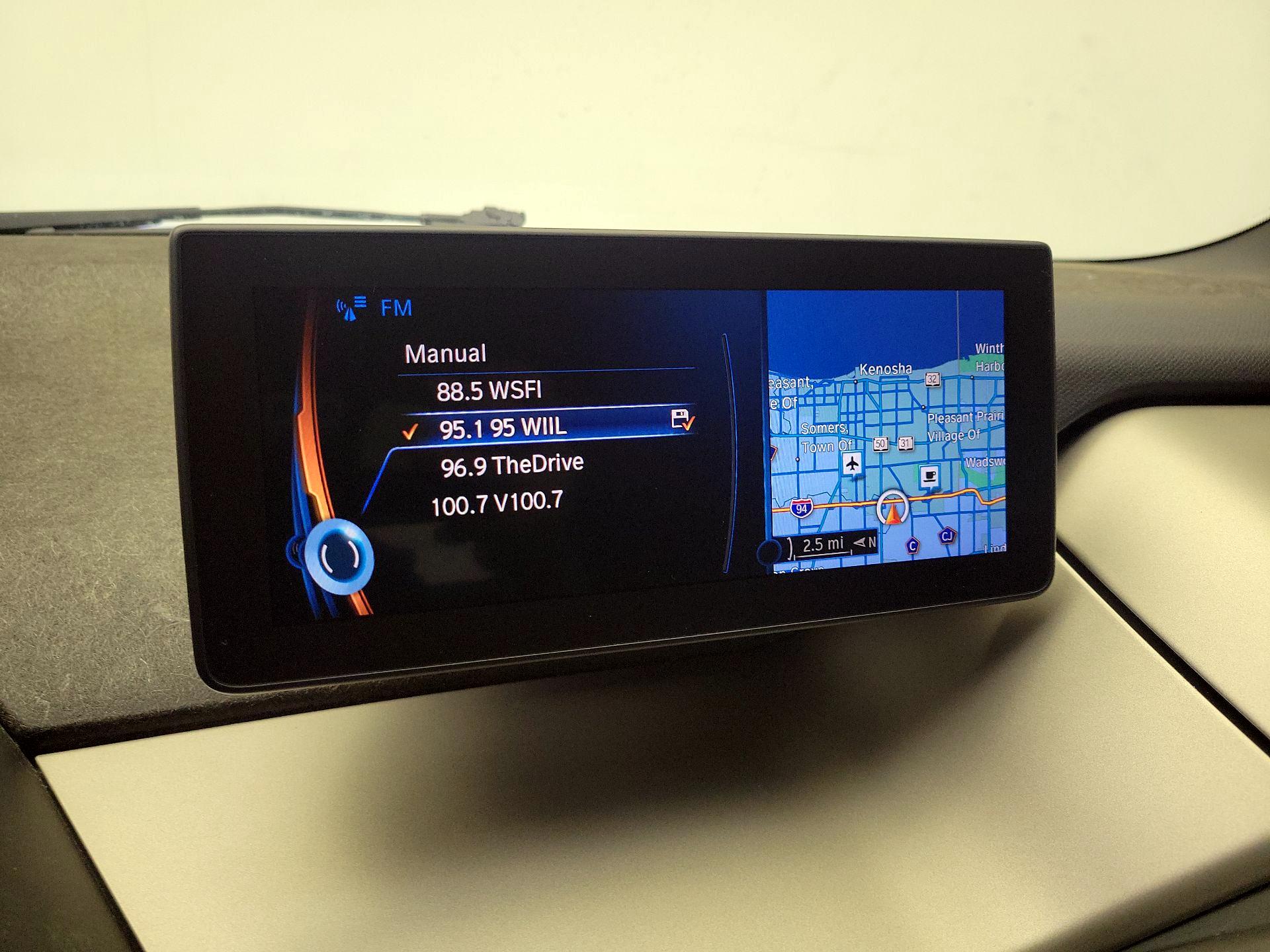 Thumbnail: 2017 BMW i3 - 15