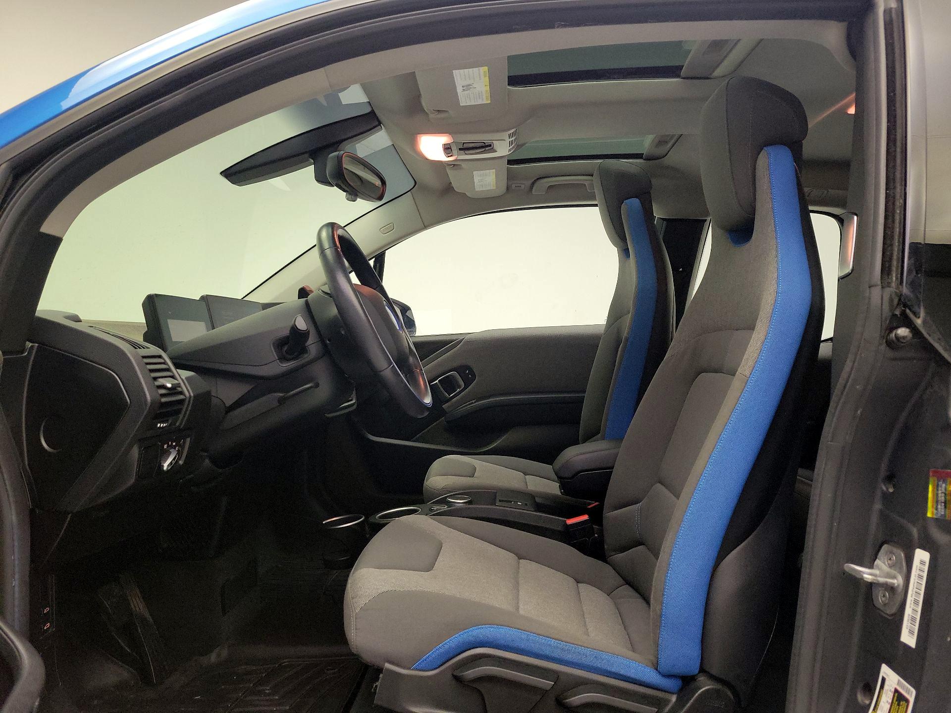 Thumbnail: 2017 BMW i3 - 19