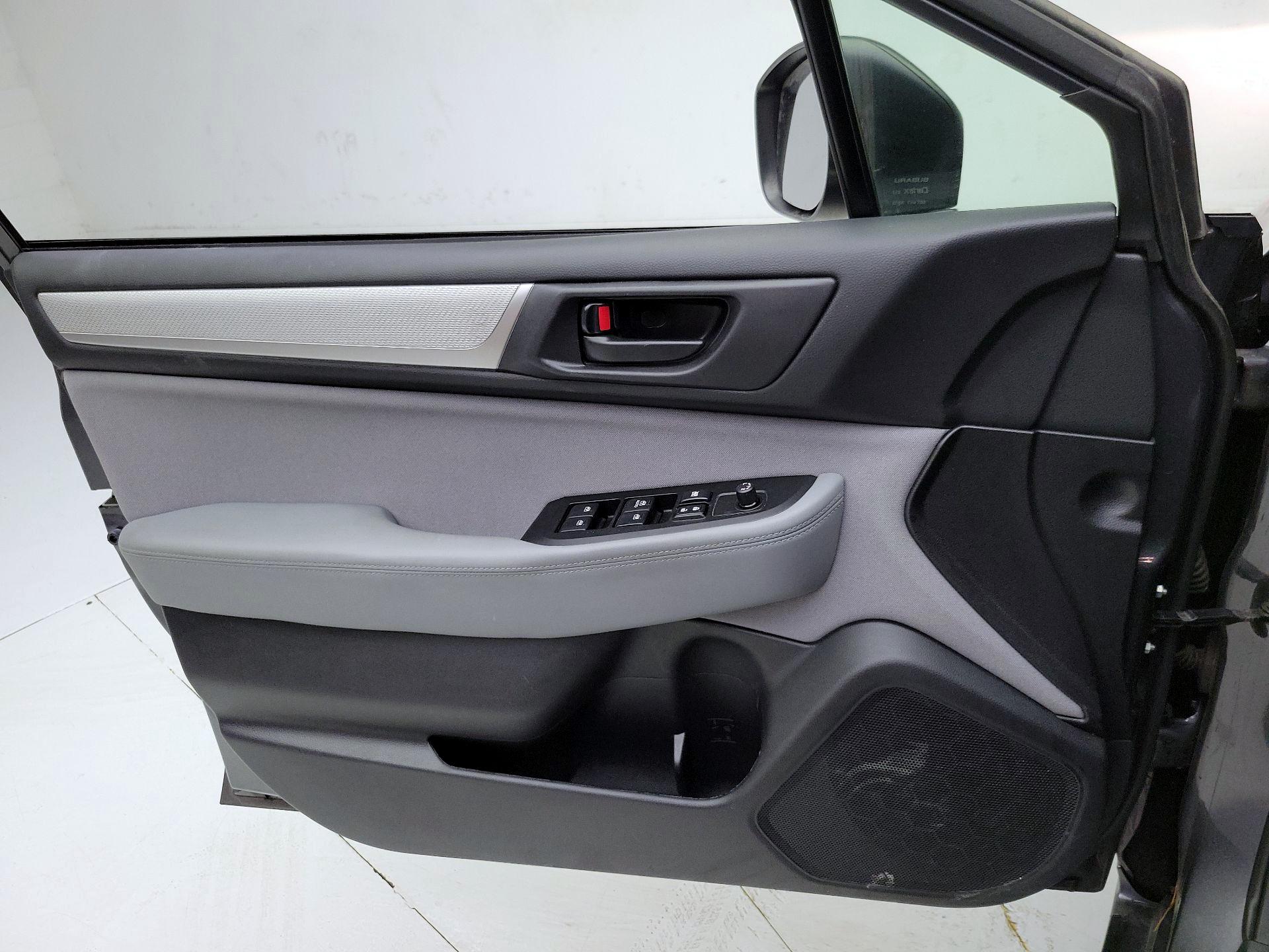 Thumbnail: 2018 Subaru Legacy - 12