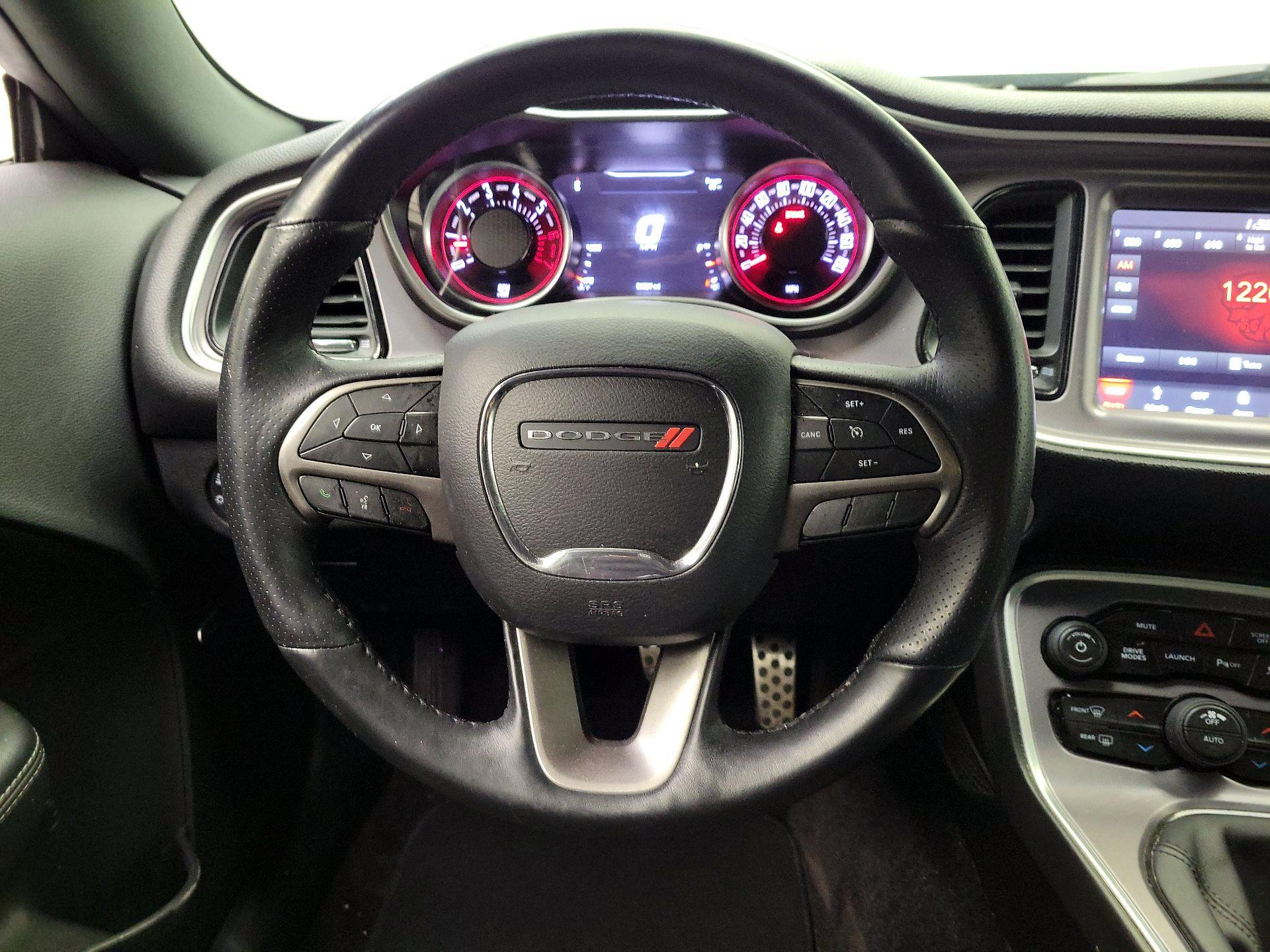 Thumbnail: 2019 Dodge Challenger - 10