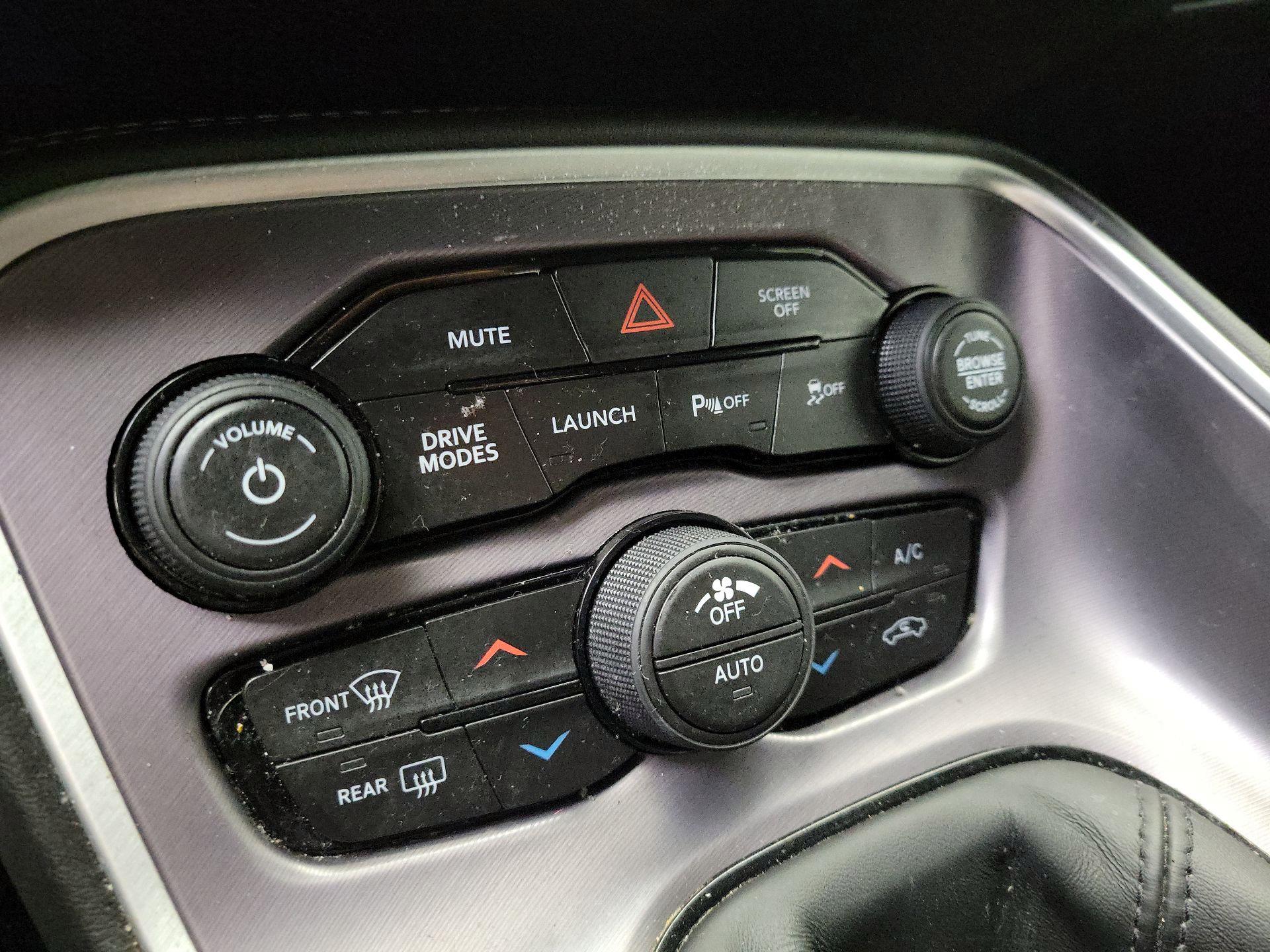 Thumbnail: 2019 Dodge Challenger - 16