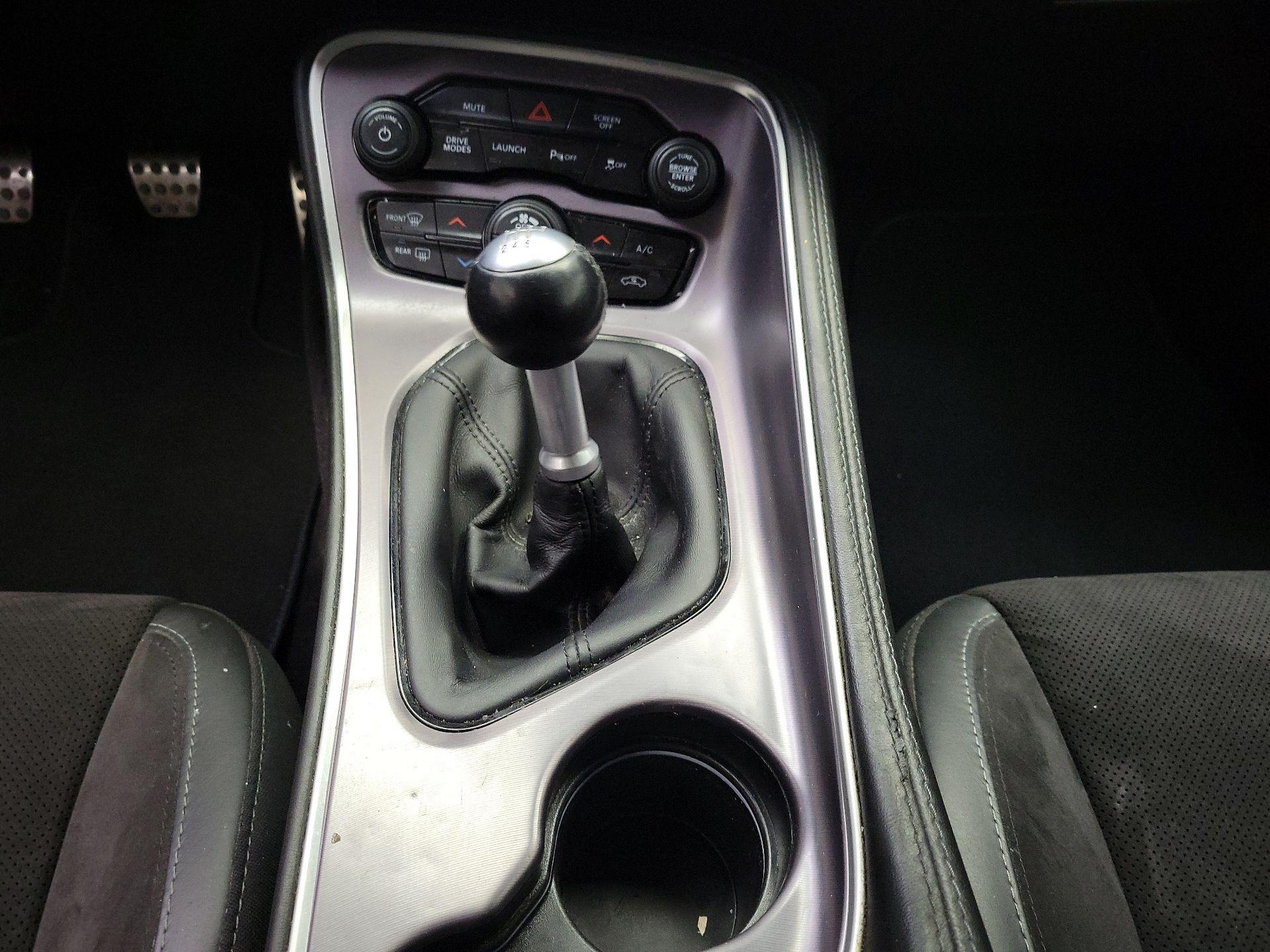 Thumbnail: 2019 Dodge Challenger - 17