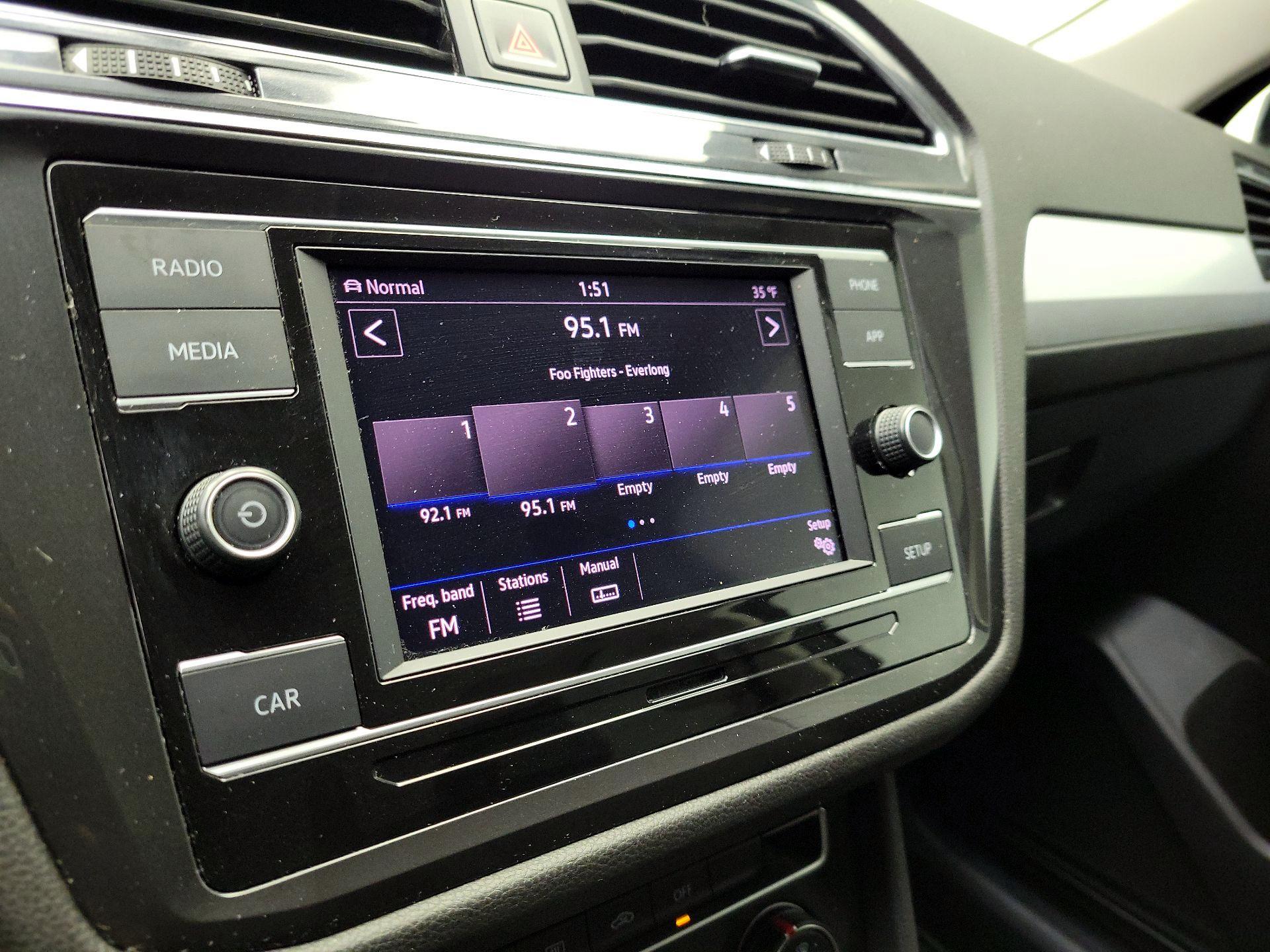 Thumbnail: 2019 Volkswagen Tiguan - 15