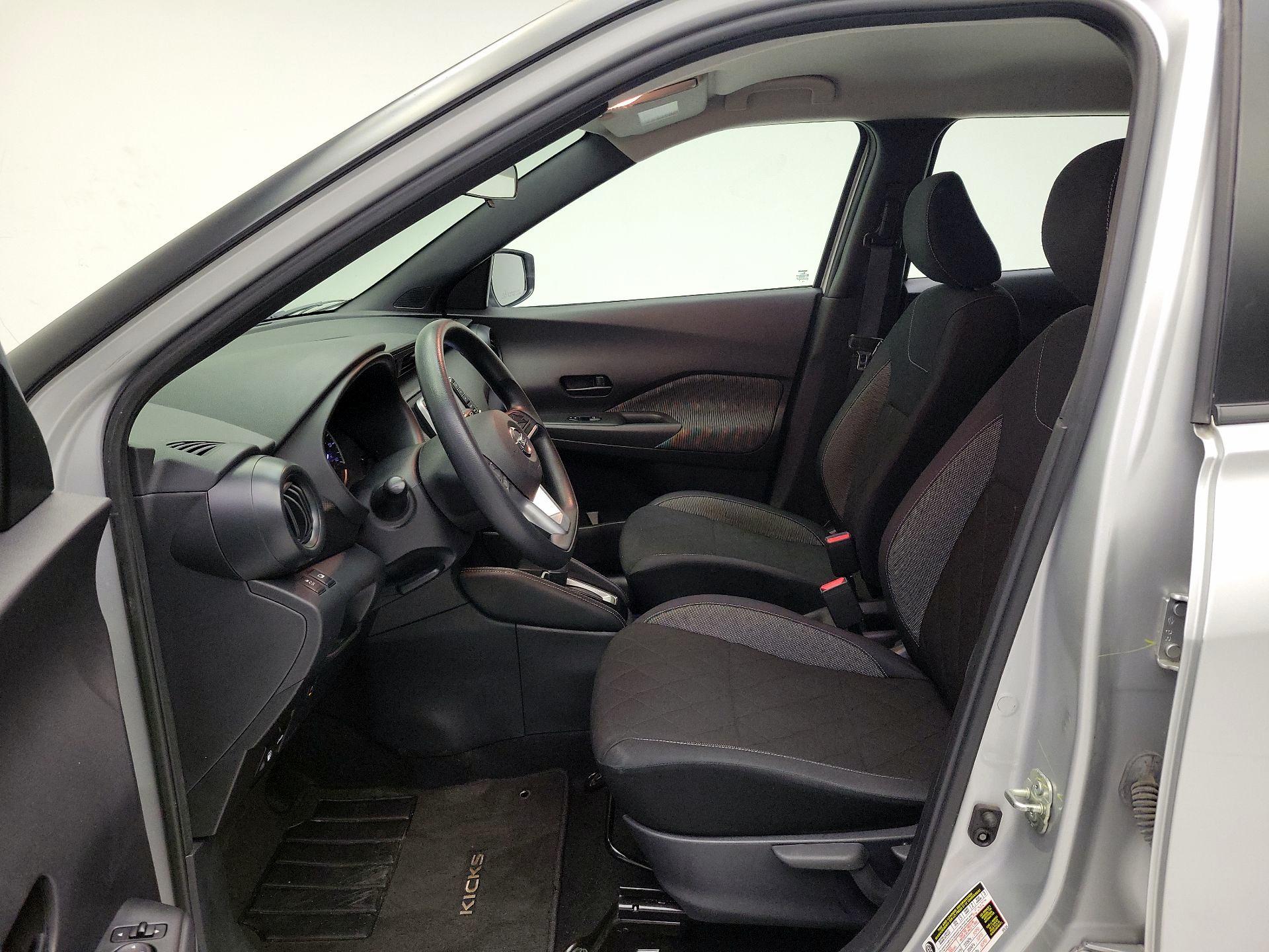 Thumbnail: 2019 Nissan Kicks - 11