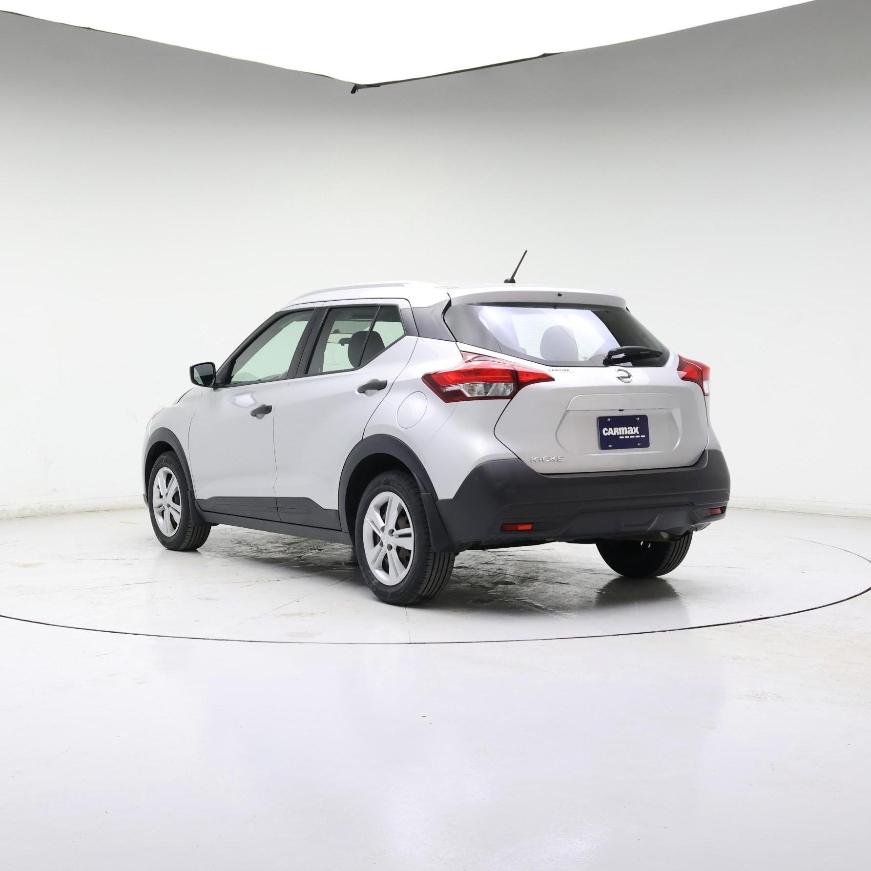 Thumbnail: 2019 Nissan Kicks - 2