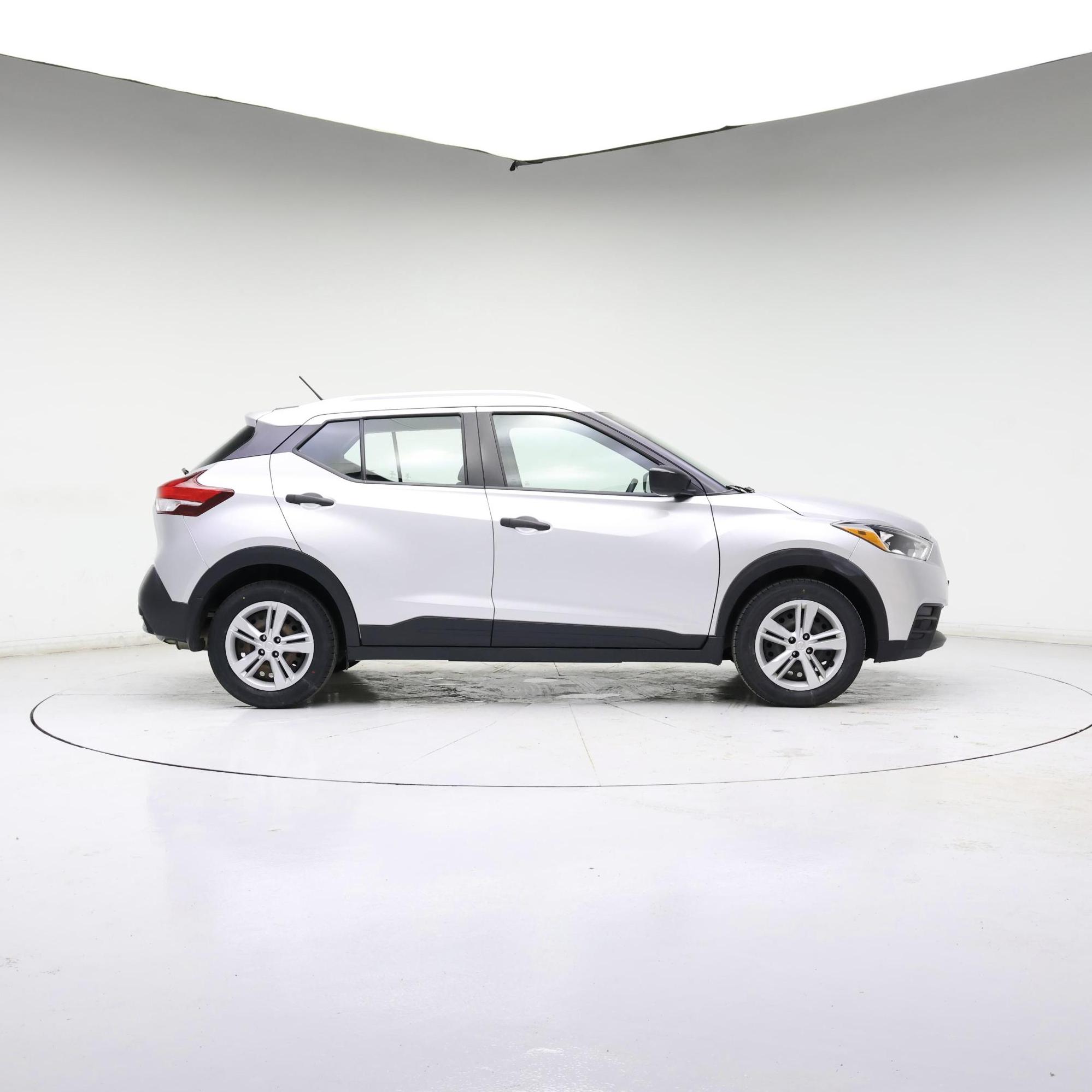 Thumbnail: 2019 Nissan Kicks - 7