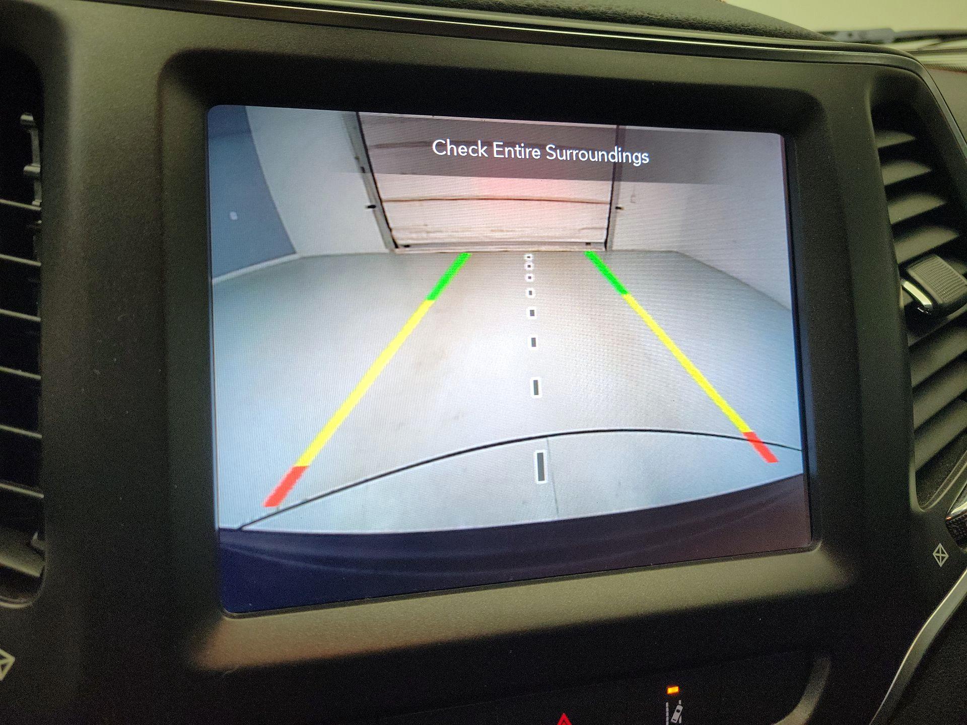 Thumbnail: 2021 Jeep Cherokee - 14