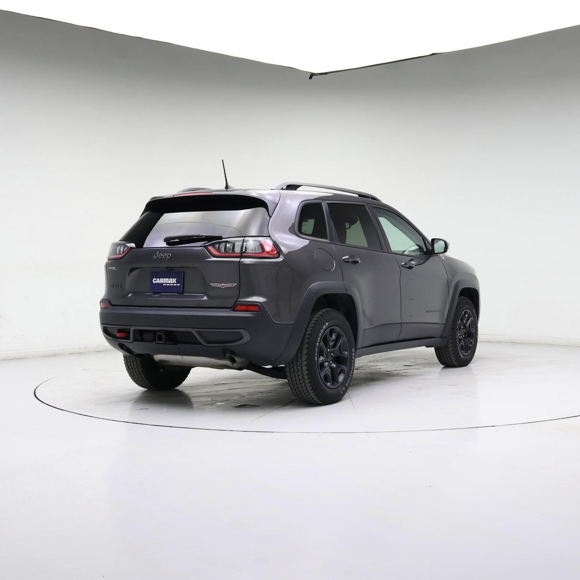 Thumbnail: 2021 Jeep Cherokee - 8