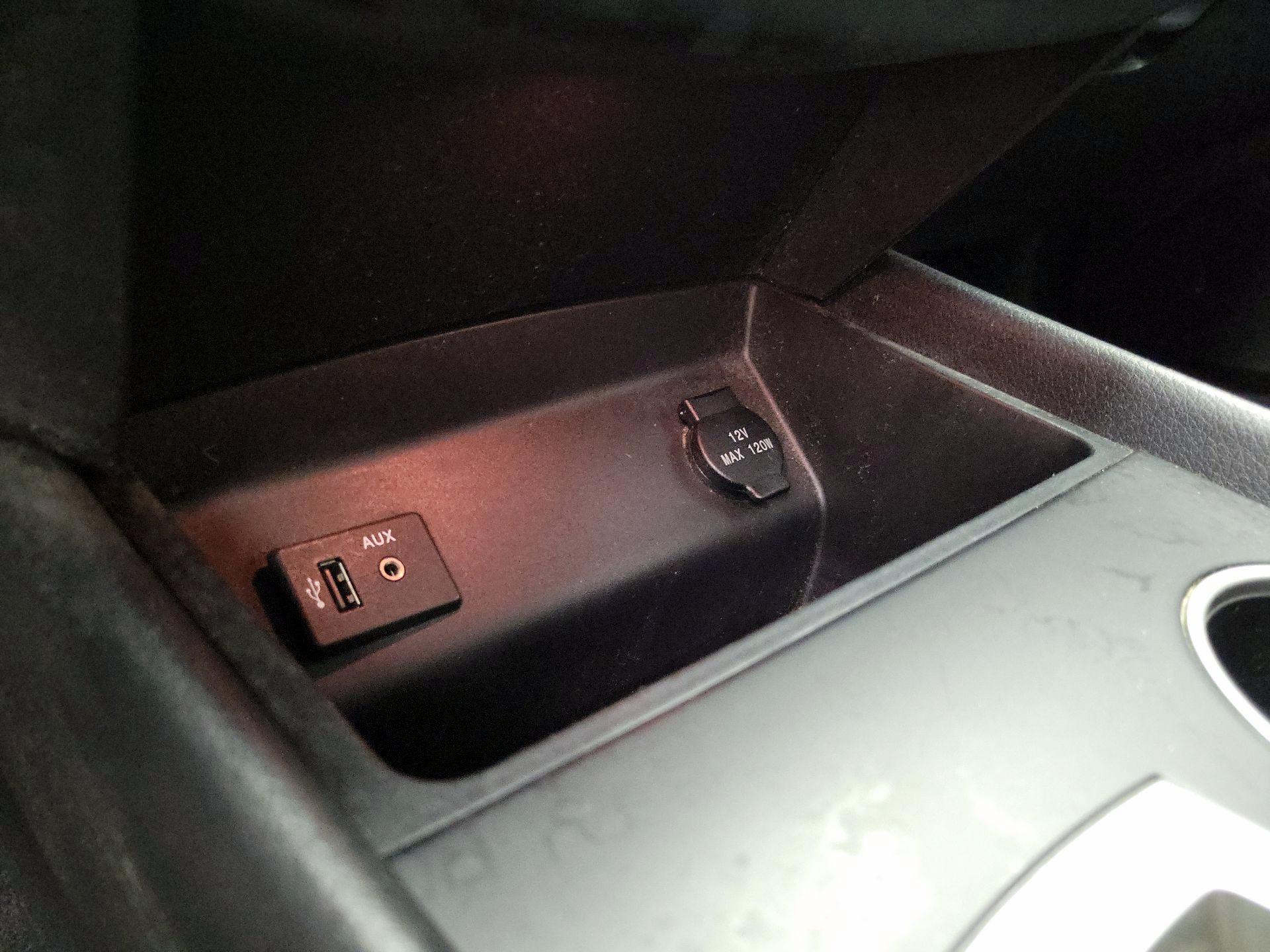 Thumbnail: 2016 Nissan Altima - 18