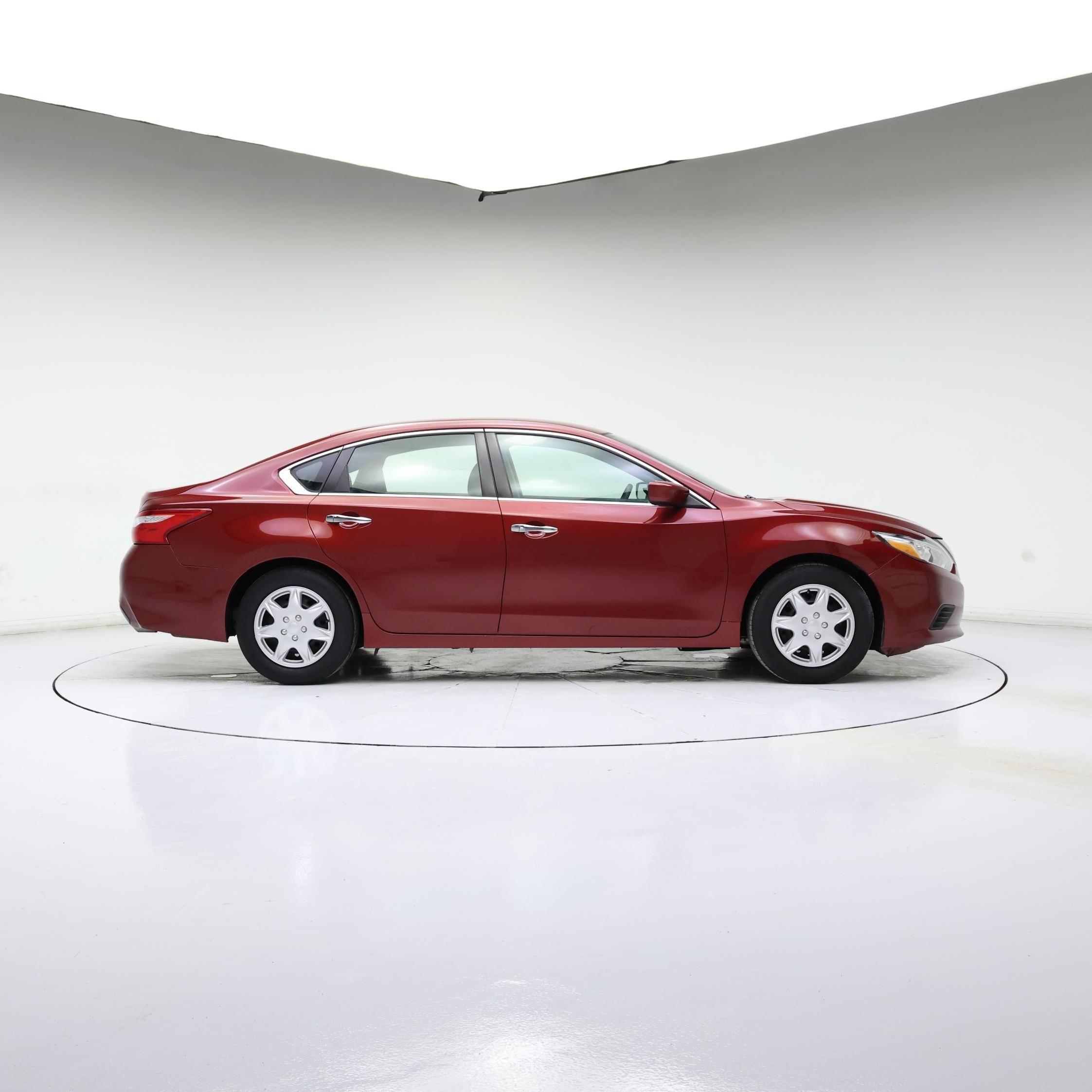 Thumbnail: 2016 Nissan Altima - 7