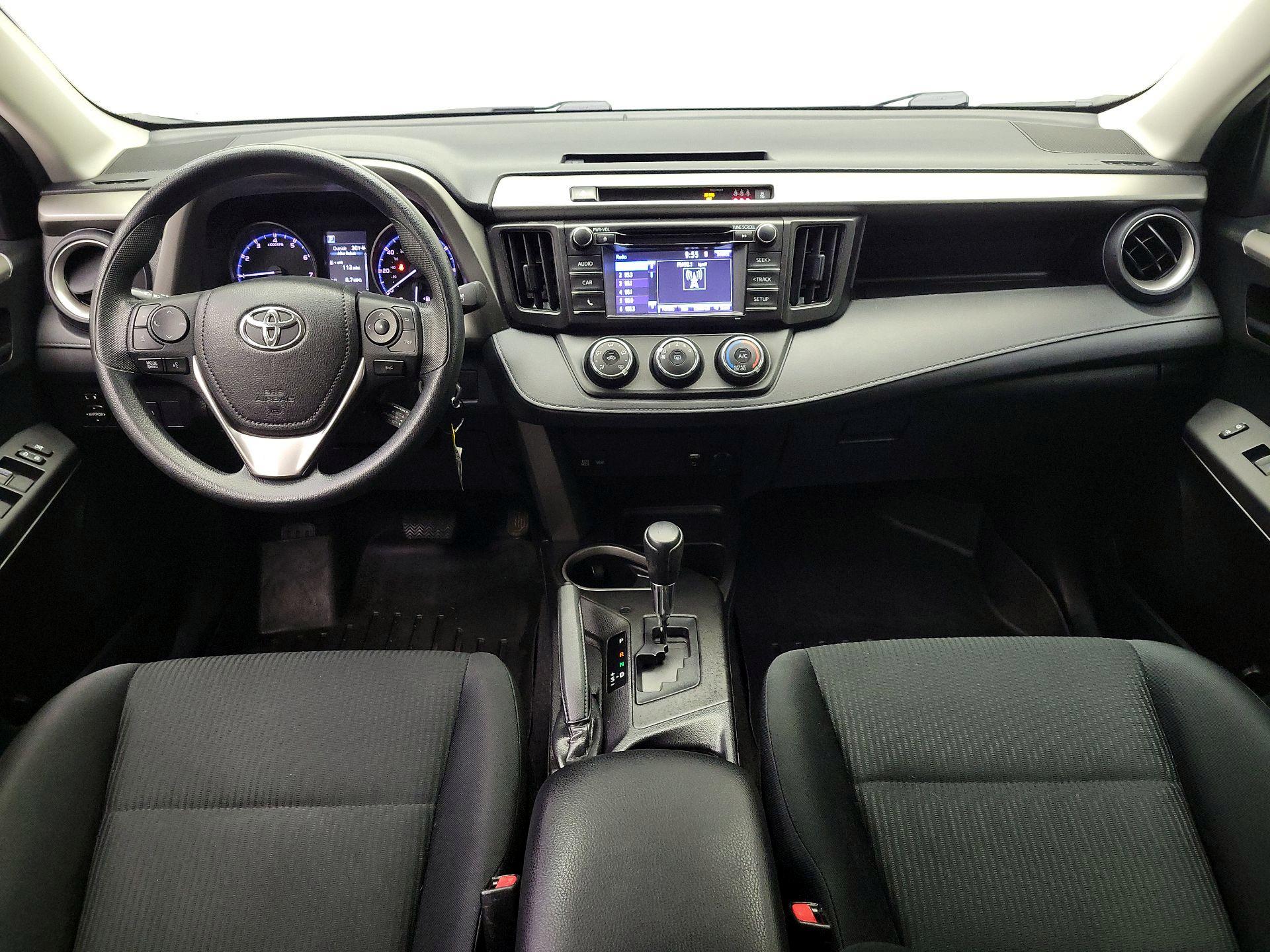 Thumbnail: 2017 Toyota RAV4 - 9