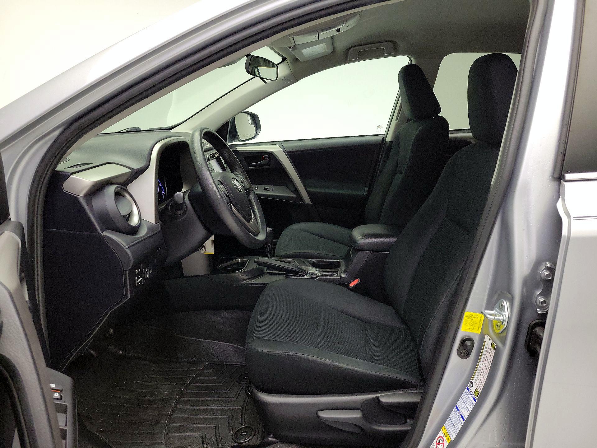 Thumbnail: 2017 Toyota RAV4 - 11