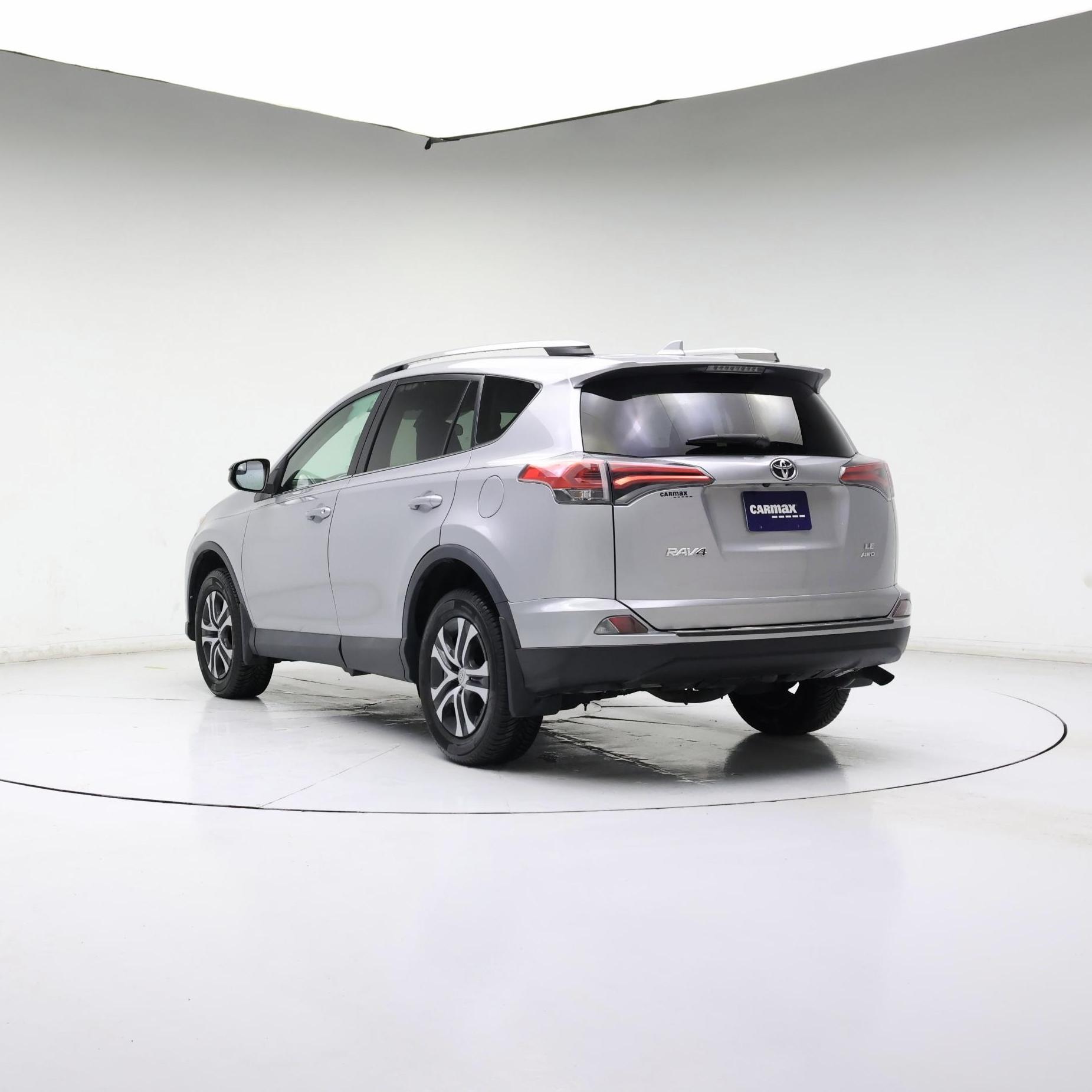Thumbnail: 2017 Toyota RAV4 - 2