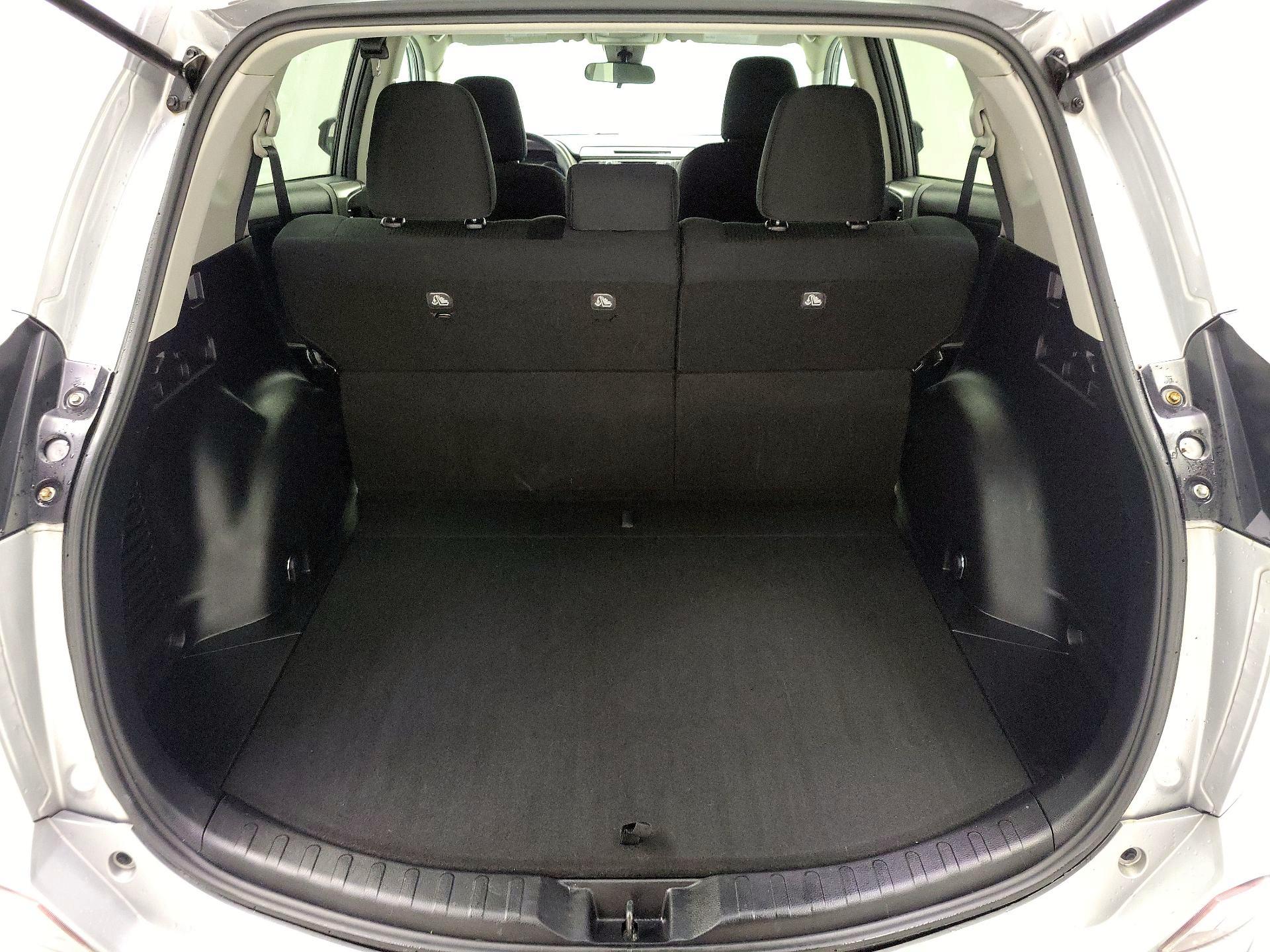 Thumbnail: 2017 Toyota RAV4 - 19