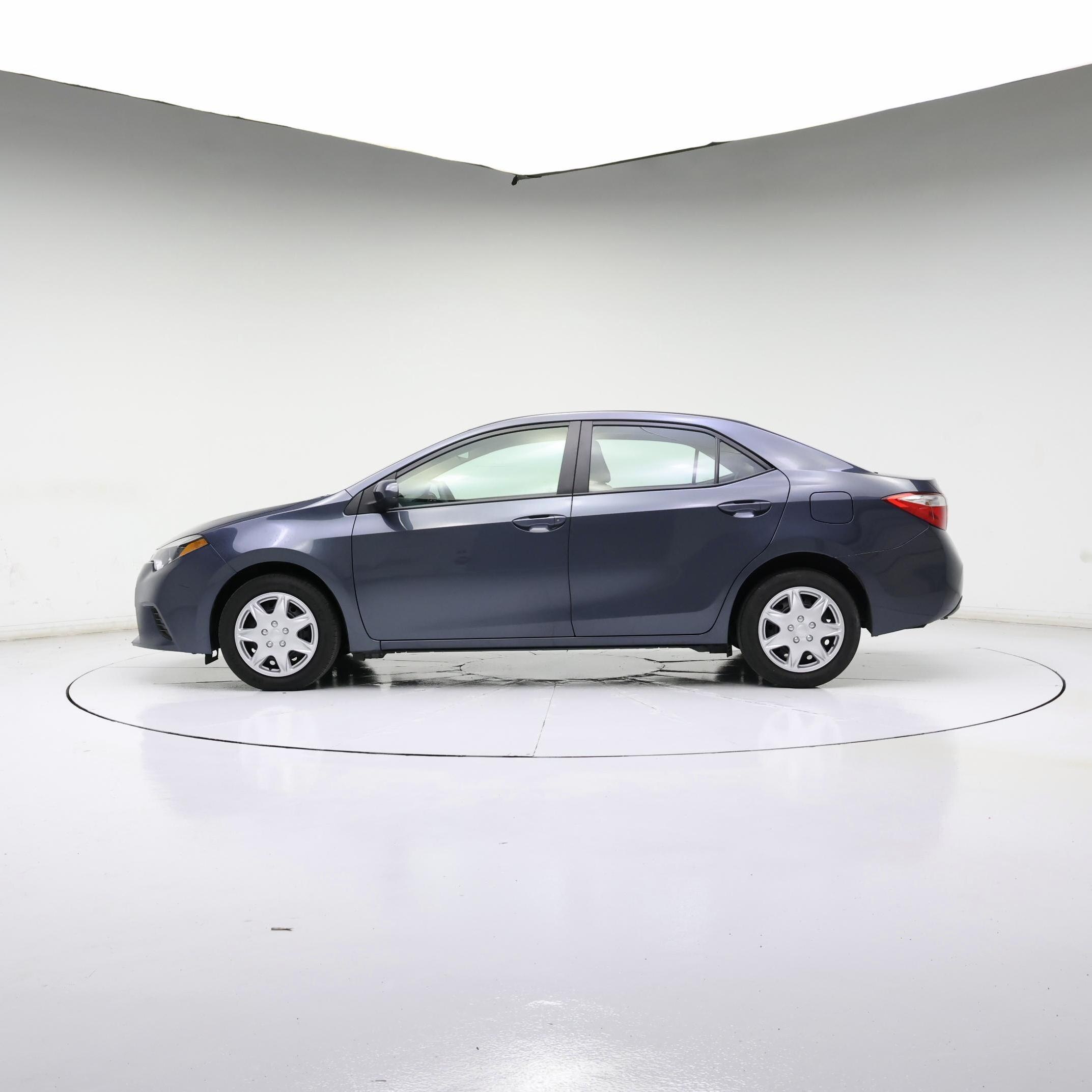 Thumbnail: 2014 Toyota Corolla - 3