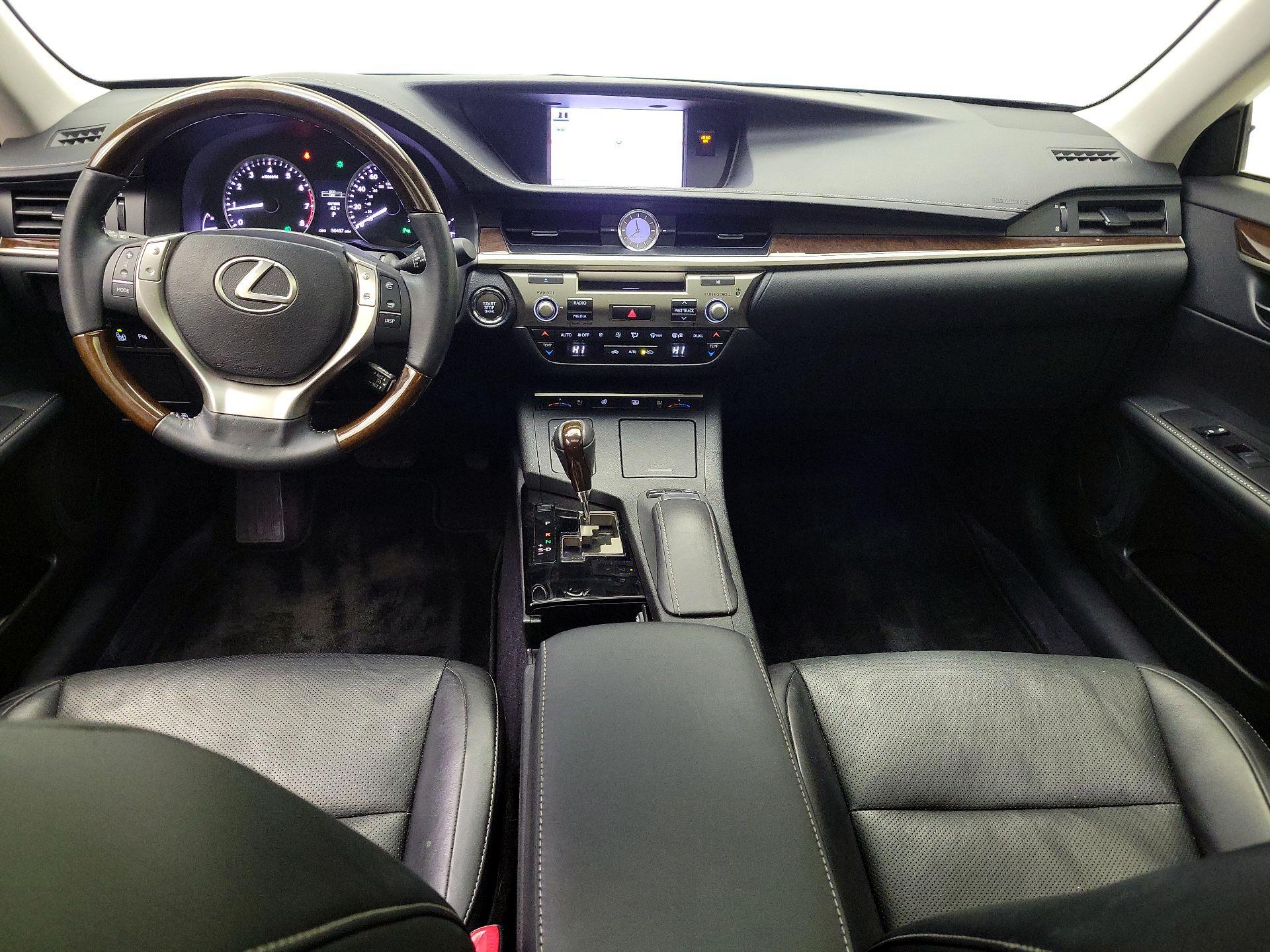Thumbnail: 2014 Lexus ES - 9