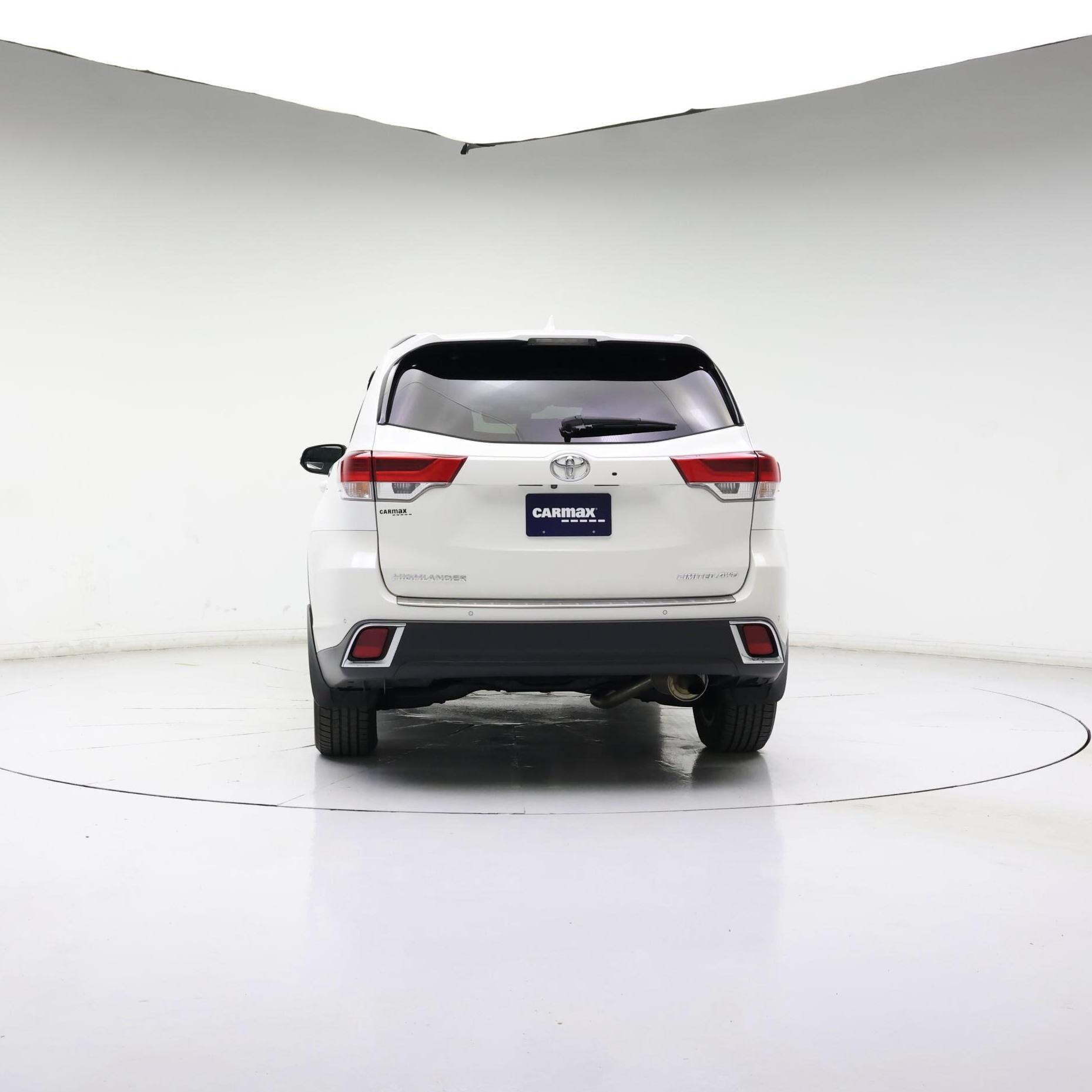 Thumbnail: 2017 Toyota Highlander - 6