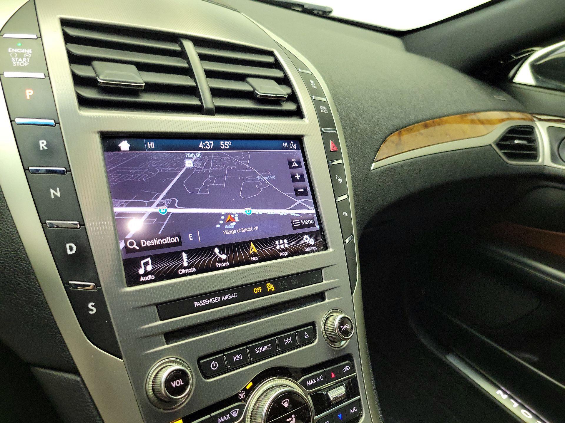 Thumbnail: 2019 Lincoln MKZ - 14