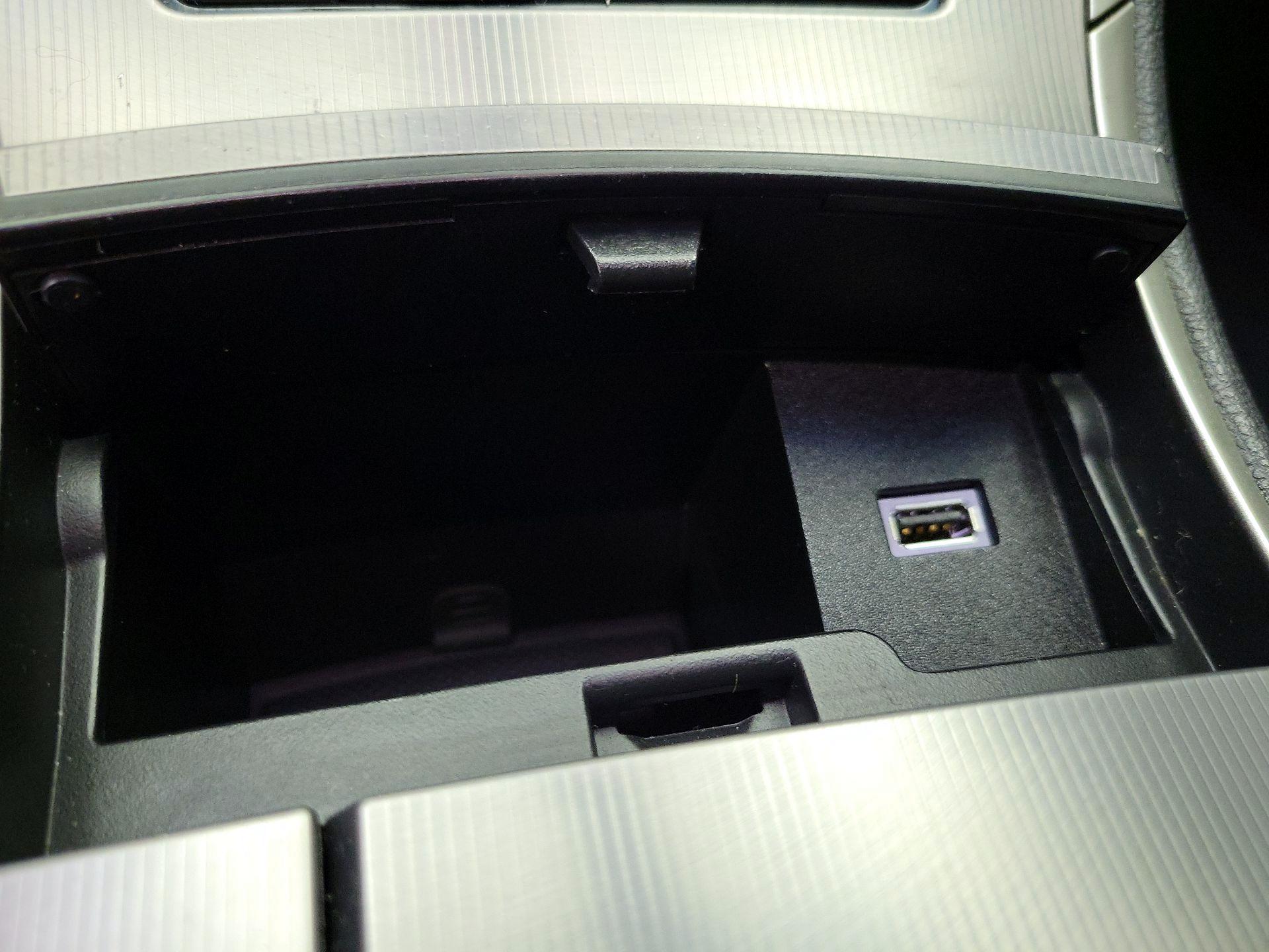 Thumbnail: 2019 Lincoln MKZ - 19