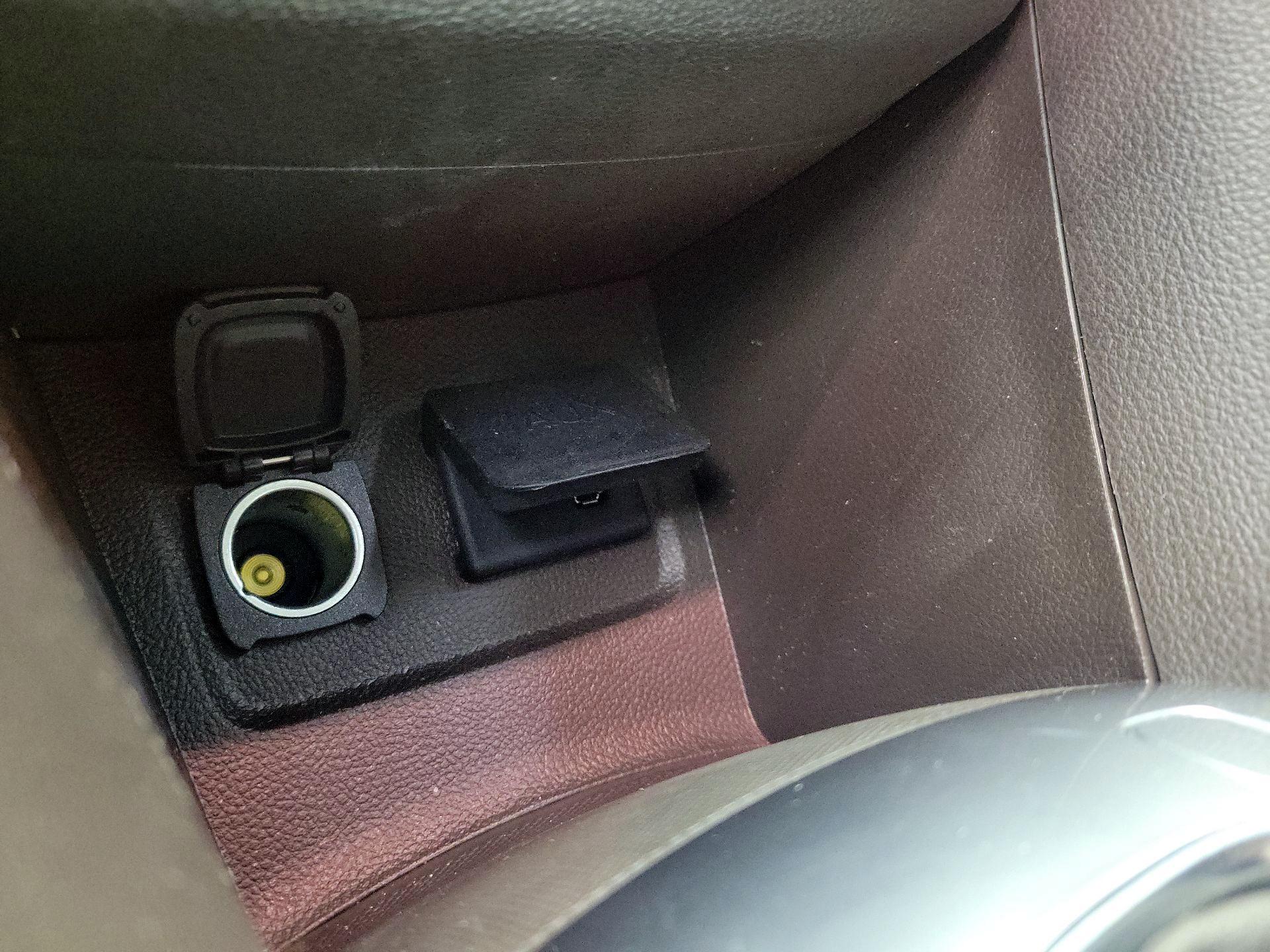 Thumbnail: 2015 Buick Encore - 18