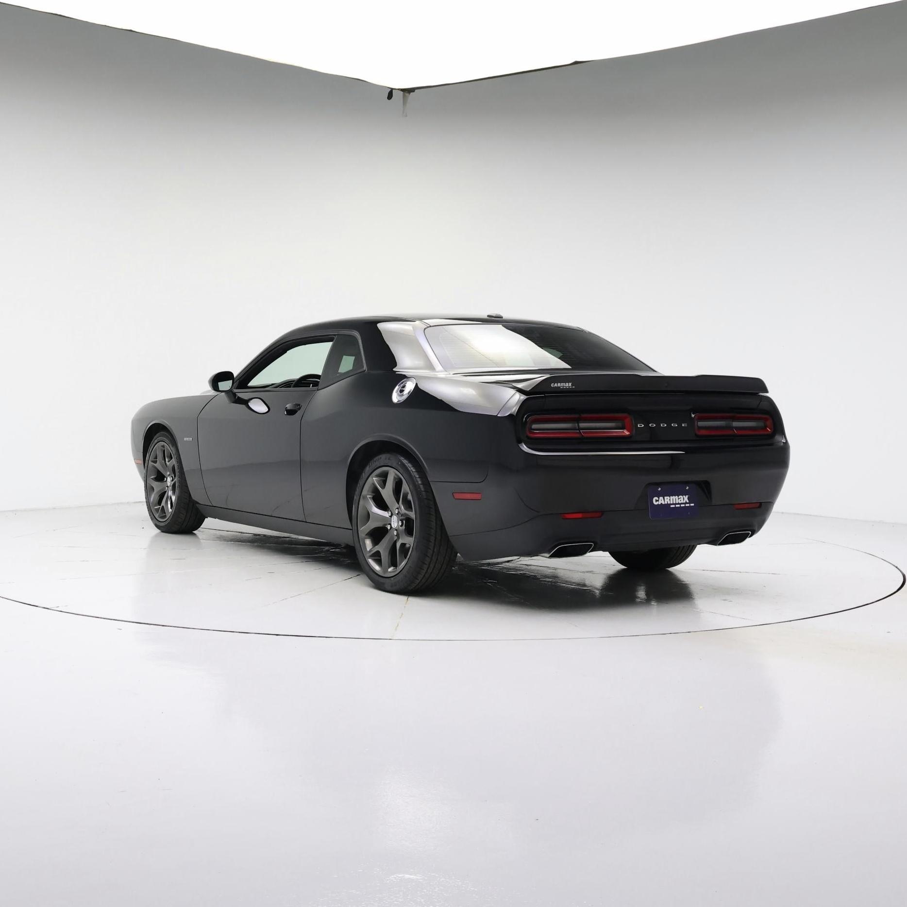 Thumbnail: 2016 Dodge Challenger - 2