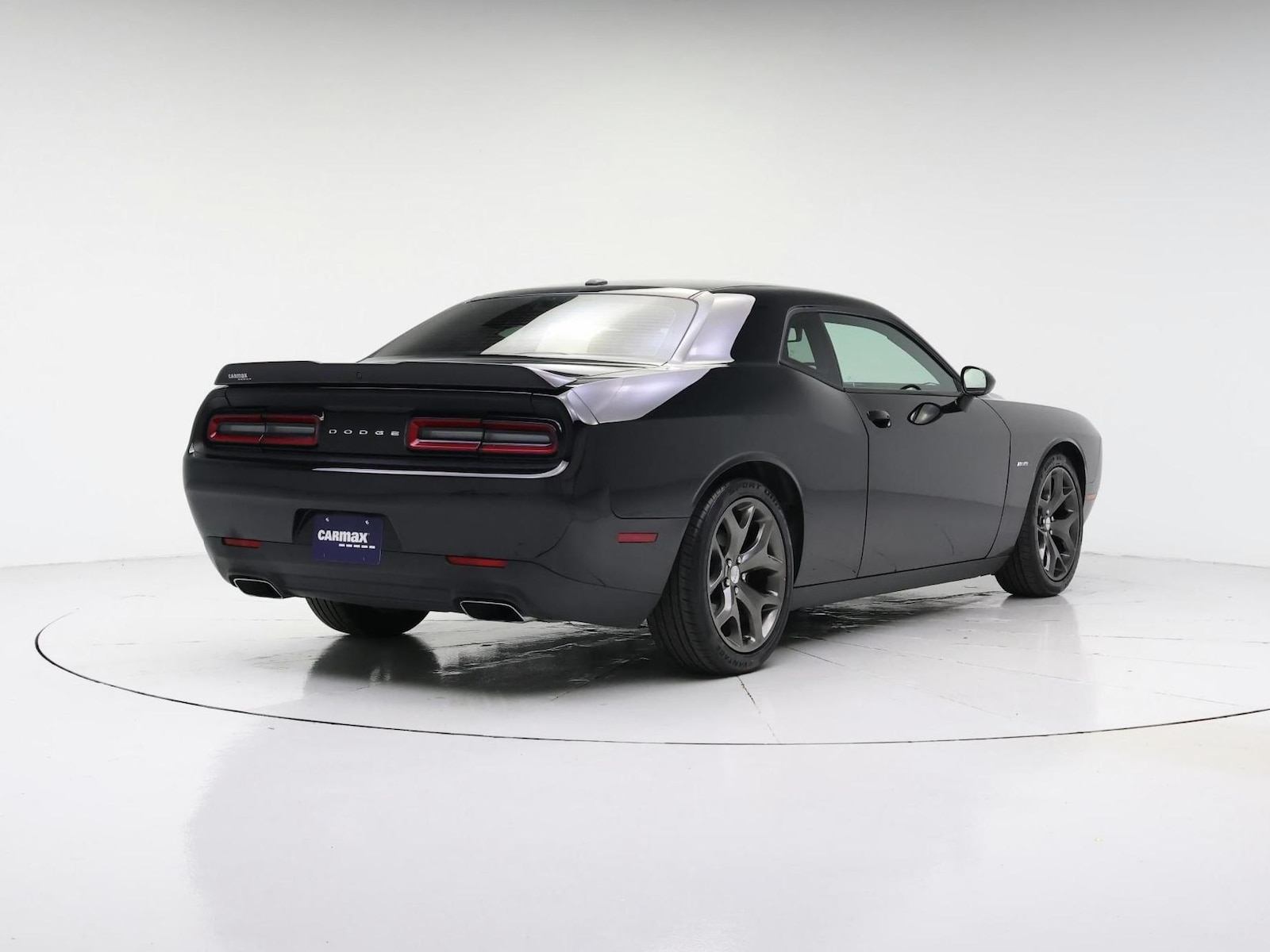 2016 Dodge Challenger R/T - Photo 9