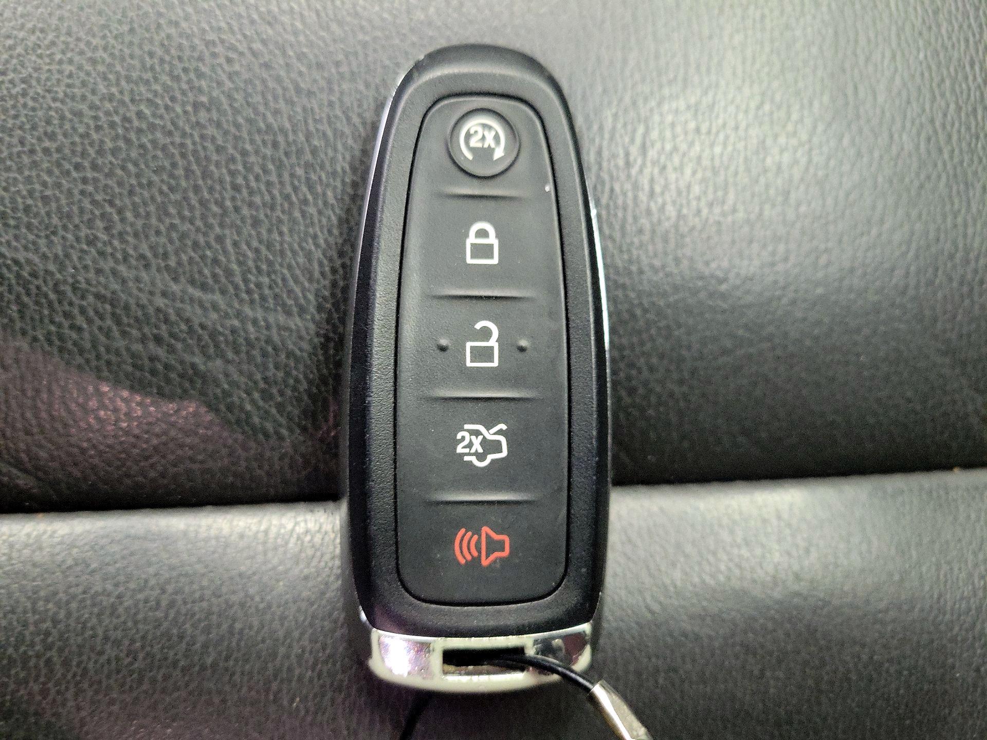 Thumbnail: 2017 Ford C-Max - 20