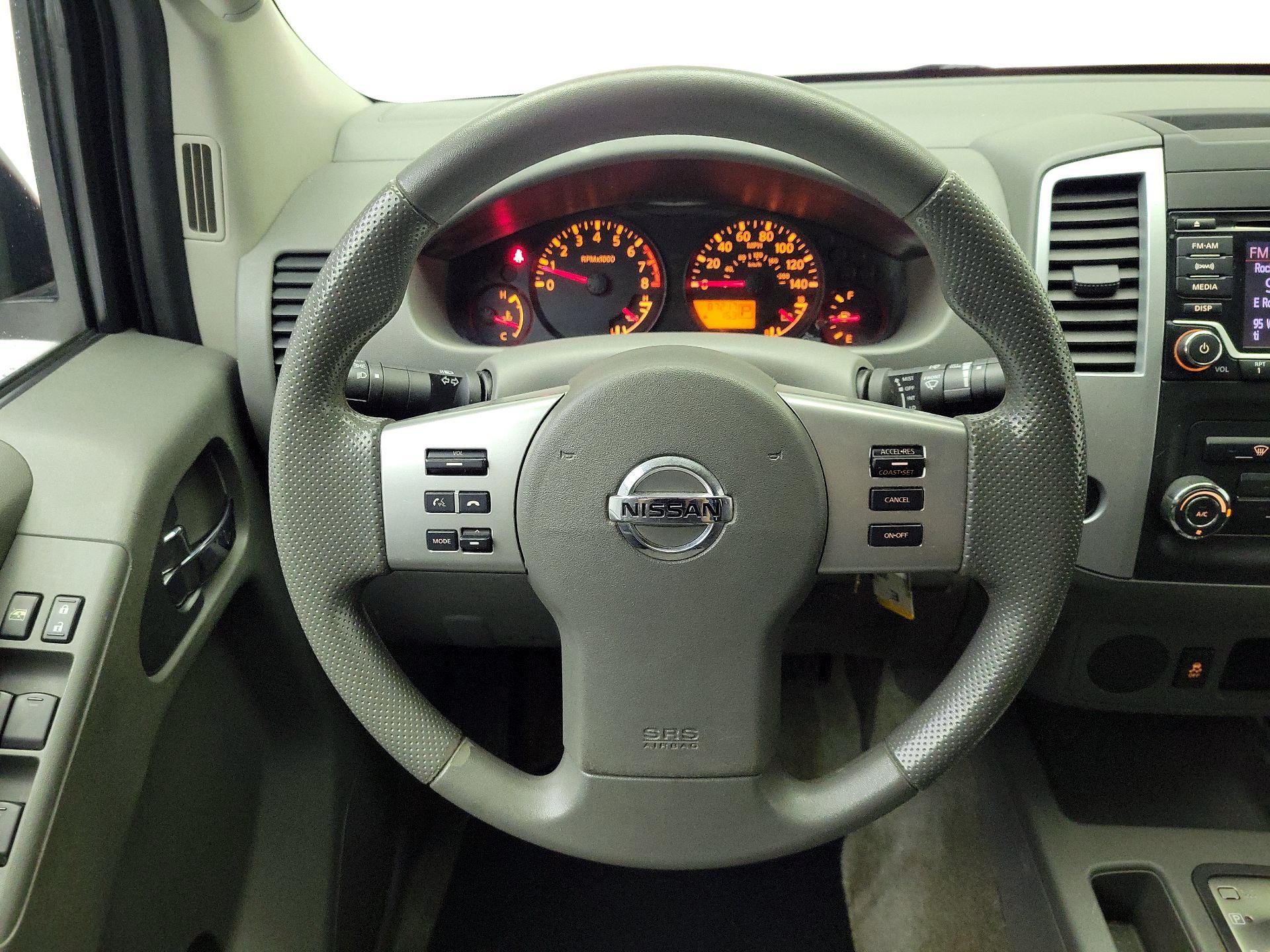 Thumbnail: 2015 Nissan Frontier - 10