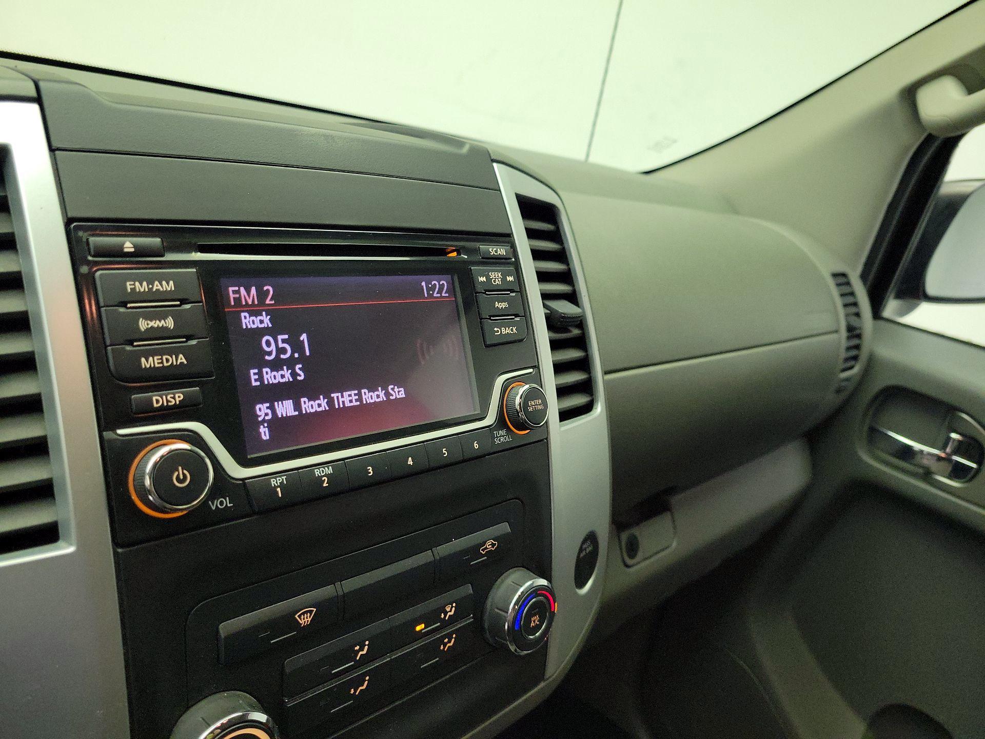 Thumbnail: 2015 Nissan Frontier - 14