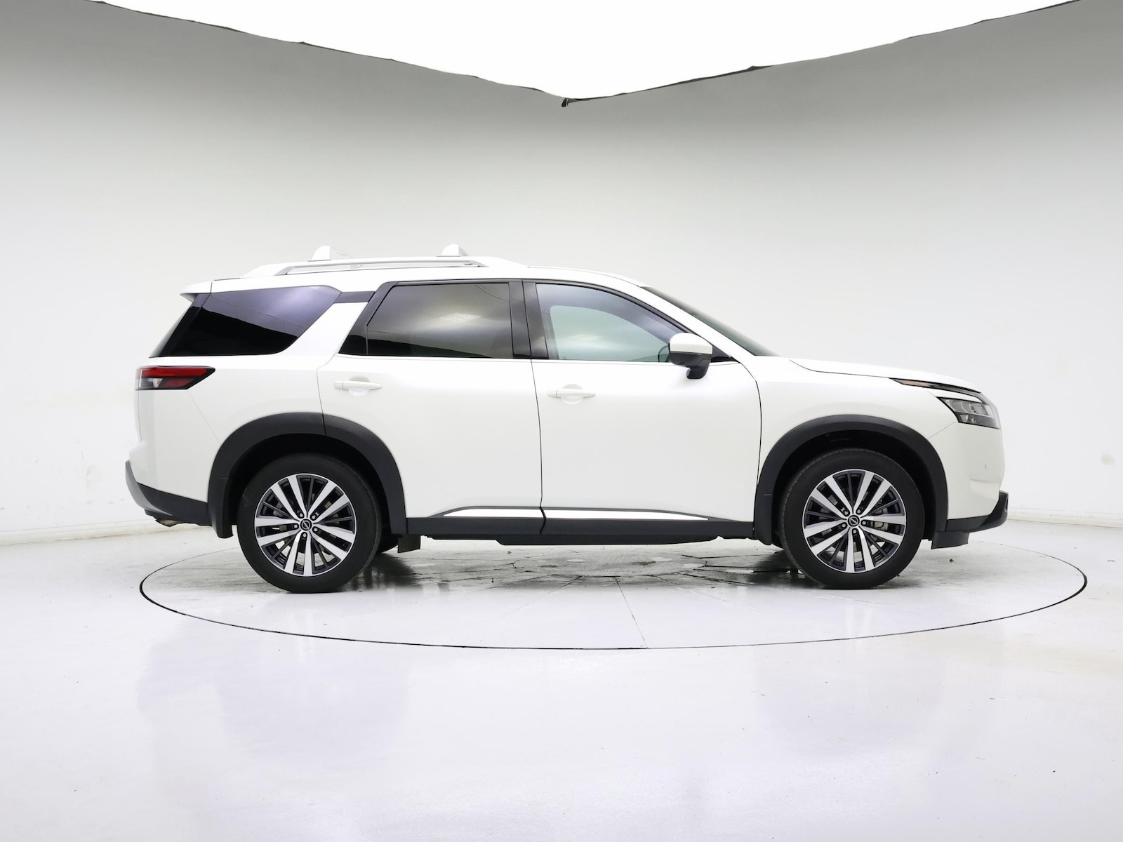 2022 Nissan Pathfinder Platinum - Photo 8