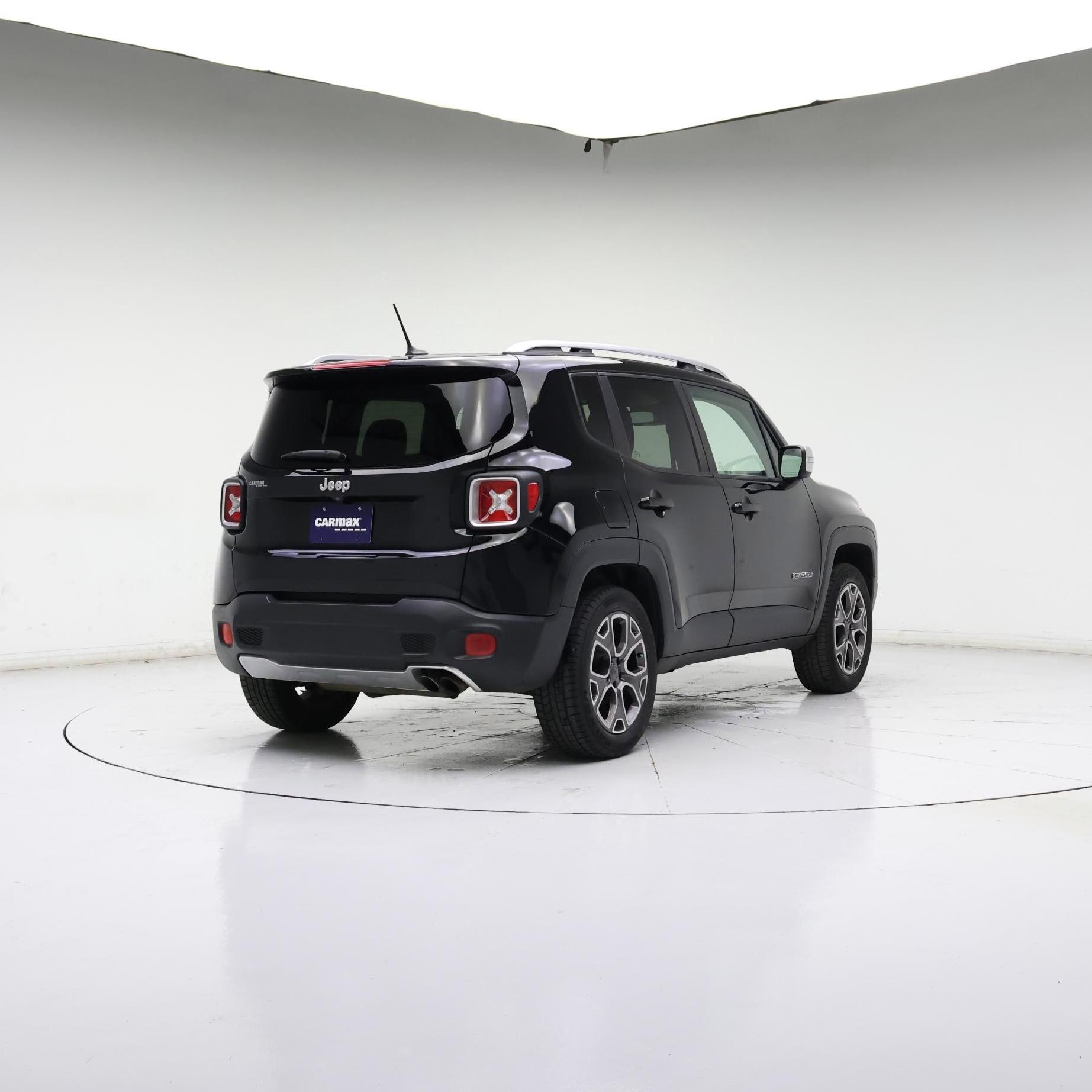 Thumbnail: 2015 Jeep Renegade - 4