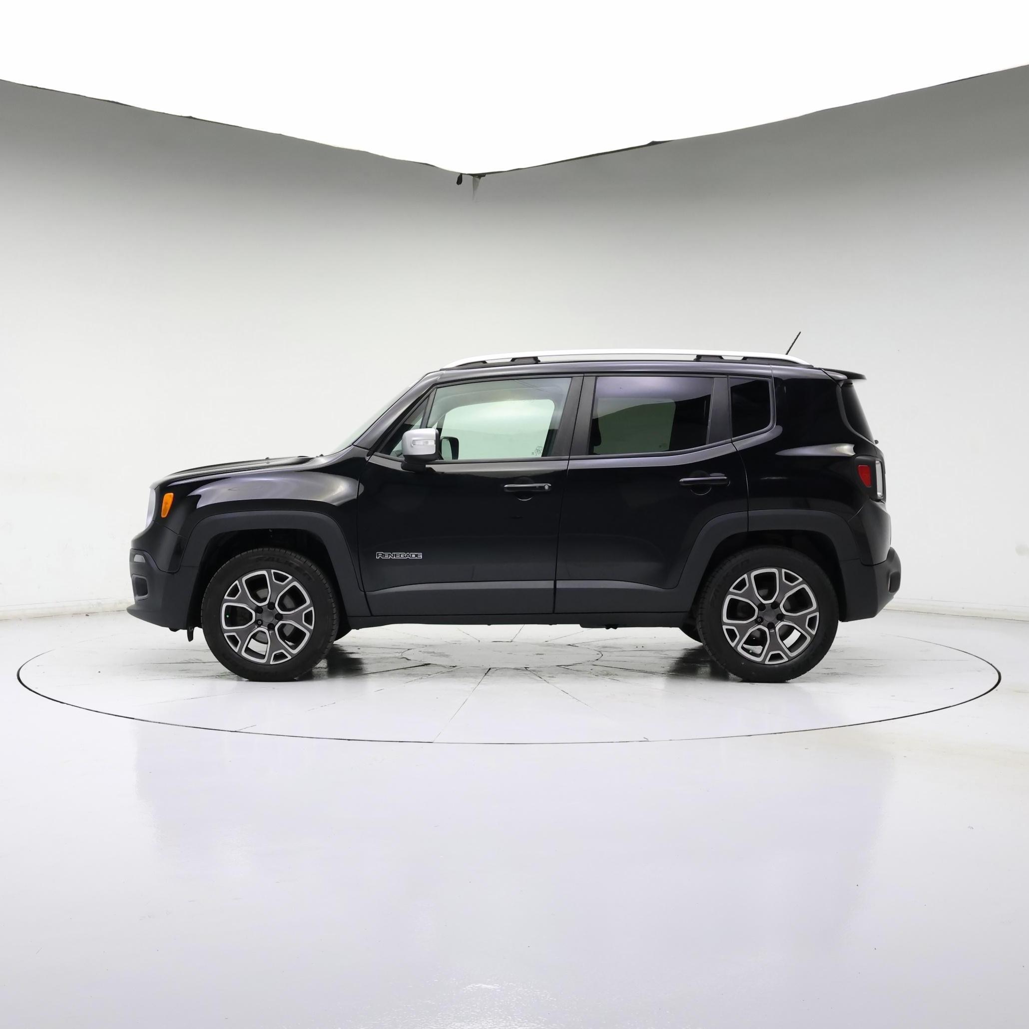 Thumbnail: 2015 Jeep Renegade - 7