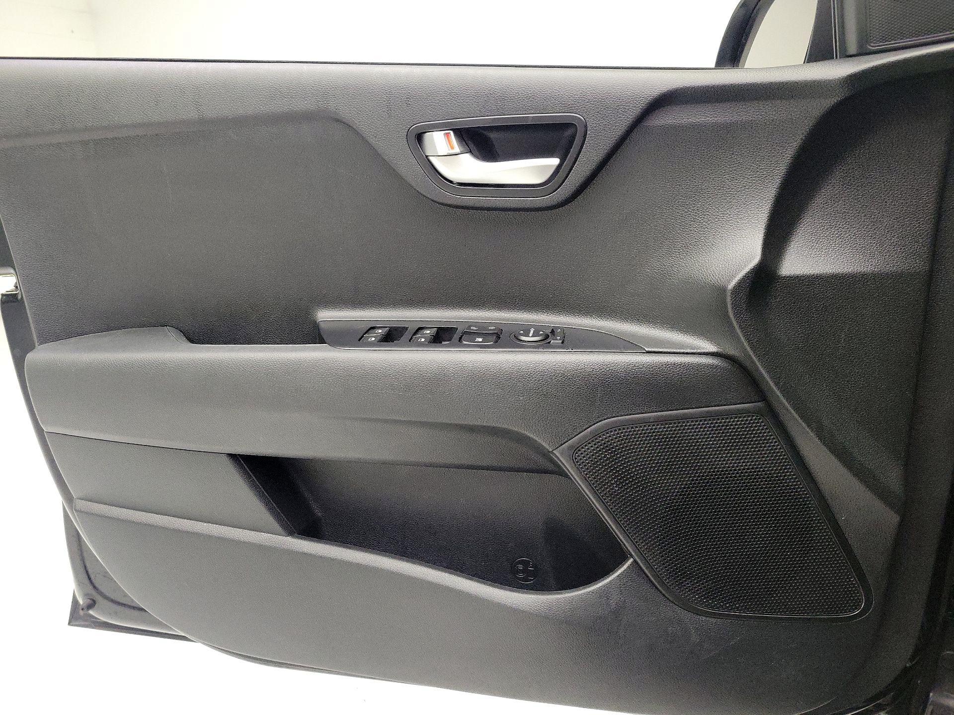 Thumbnail: 2020 Kia Rio - 12