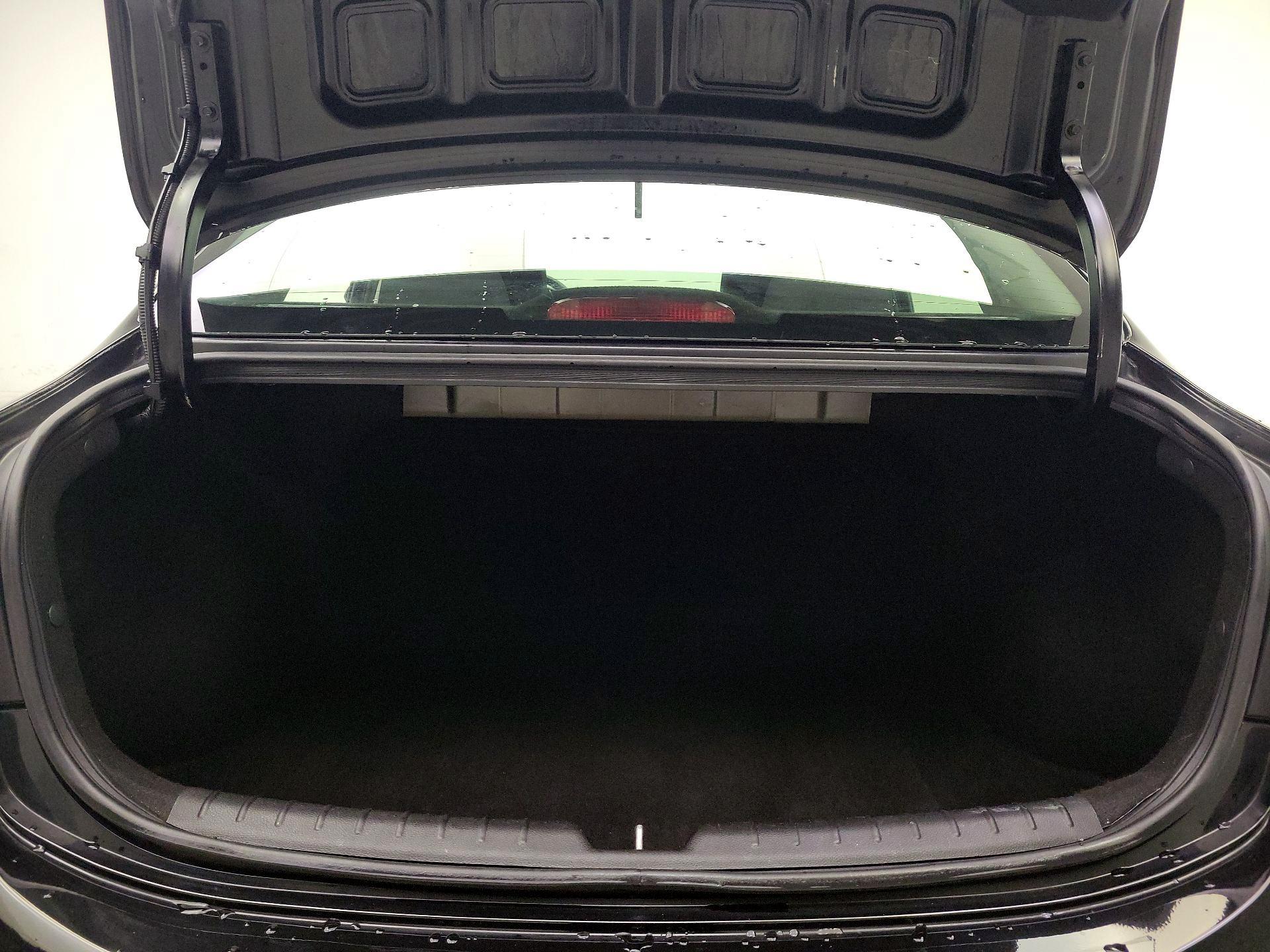 Thumbnail: 2020 Kia Rio - 20