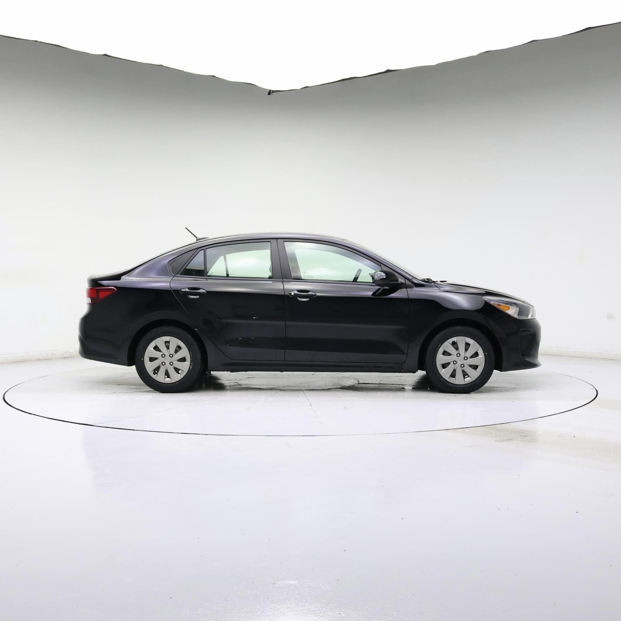 Thumbnail: 2020 Kia Rio - 7