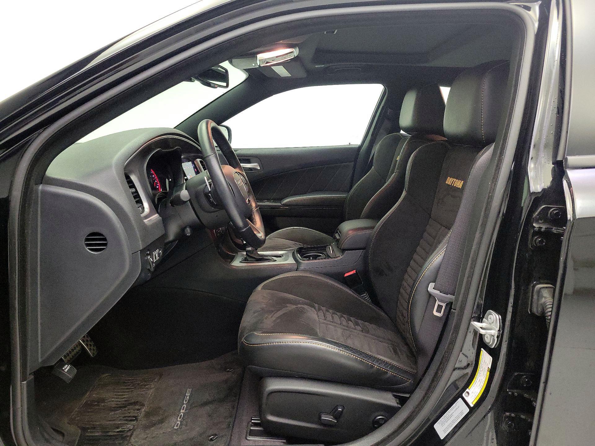 Thumbnail: 2017 Dodge Charger - 11