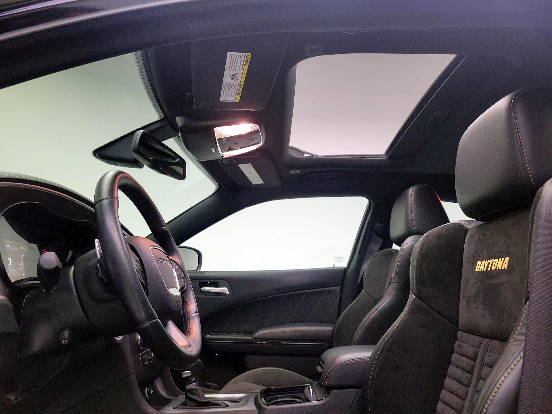 Thumbnail: 2017 Dodge Charger - 18