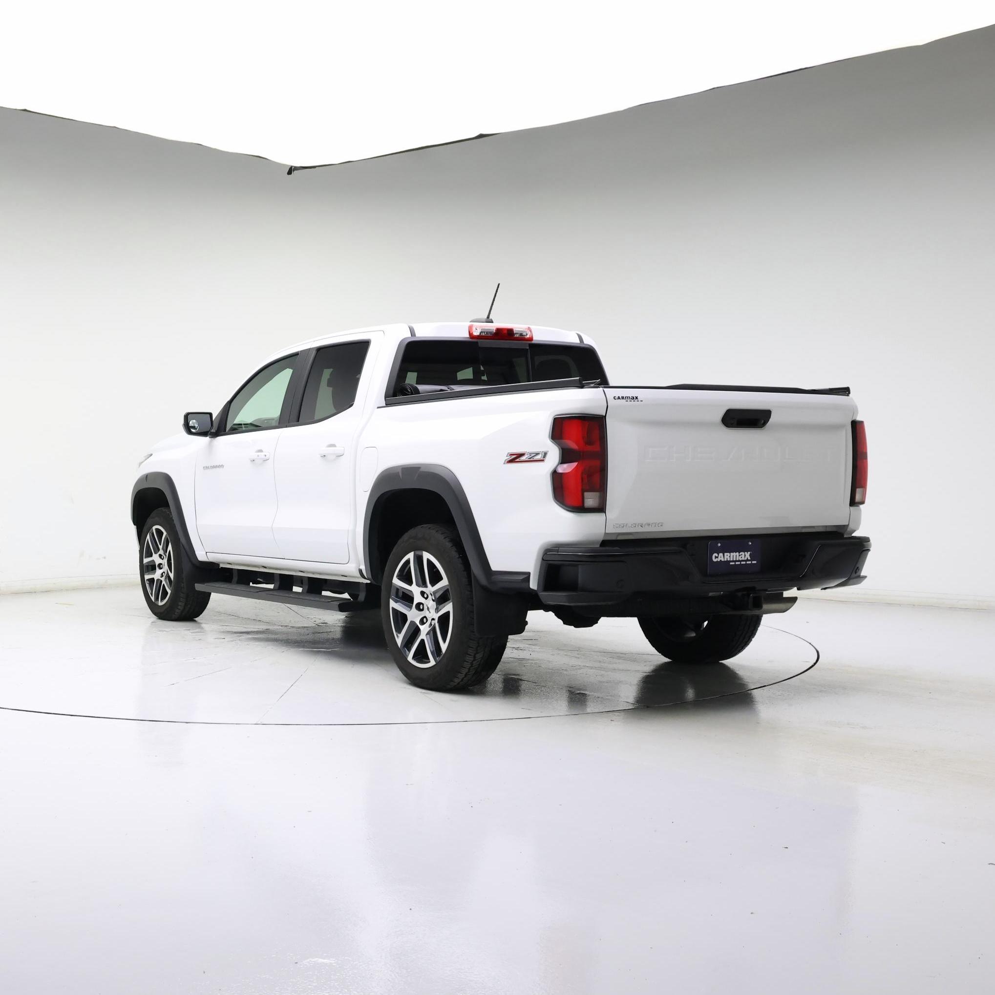 Thumbnail: 2024 Chevrolet Colorado - 2