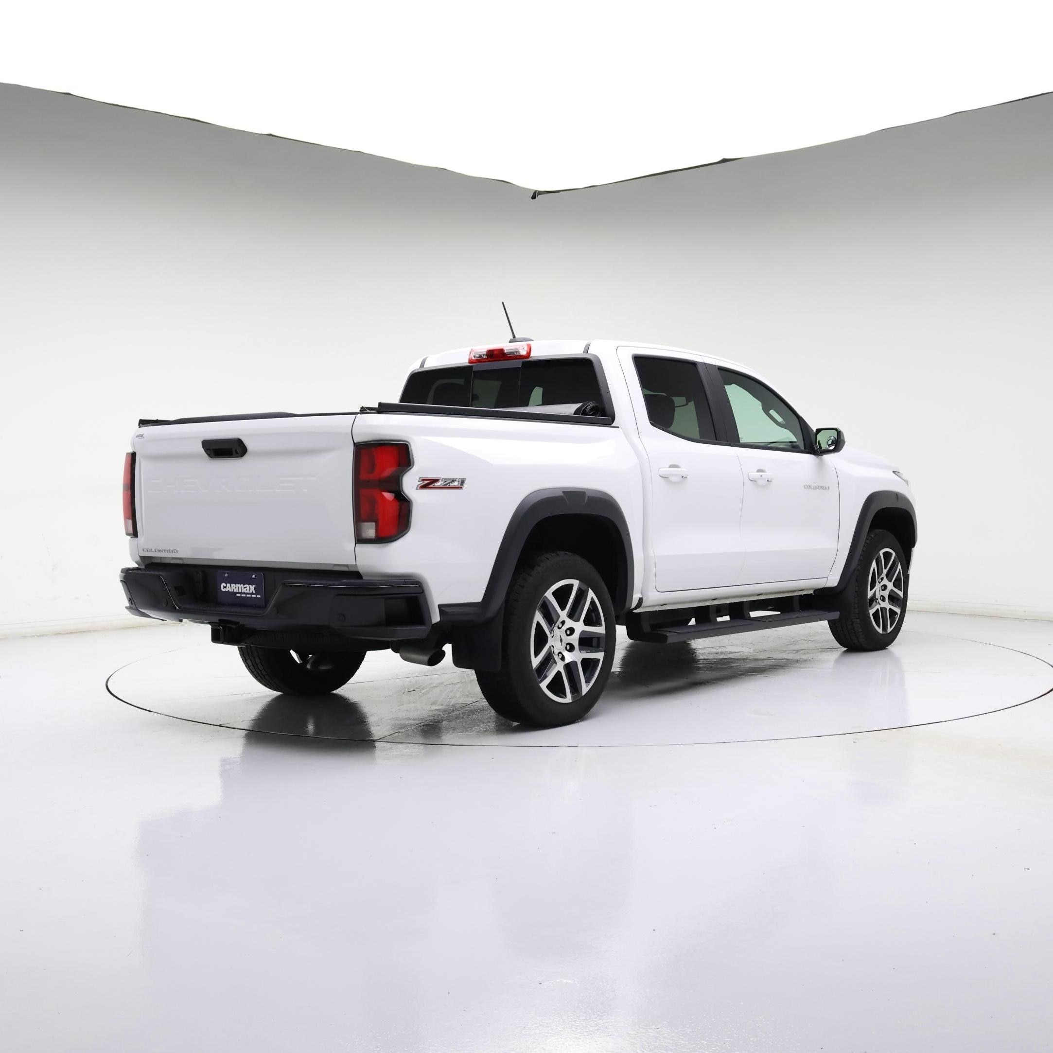 Thumbnail: 2024 Chevrolet Colorado - 8