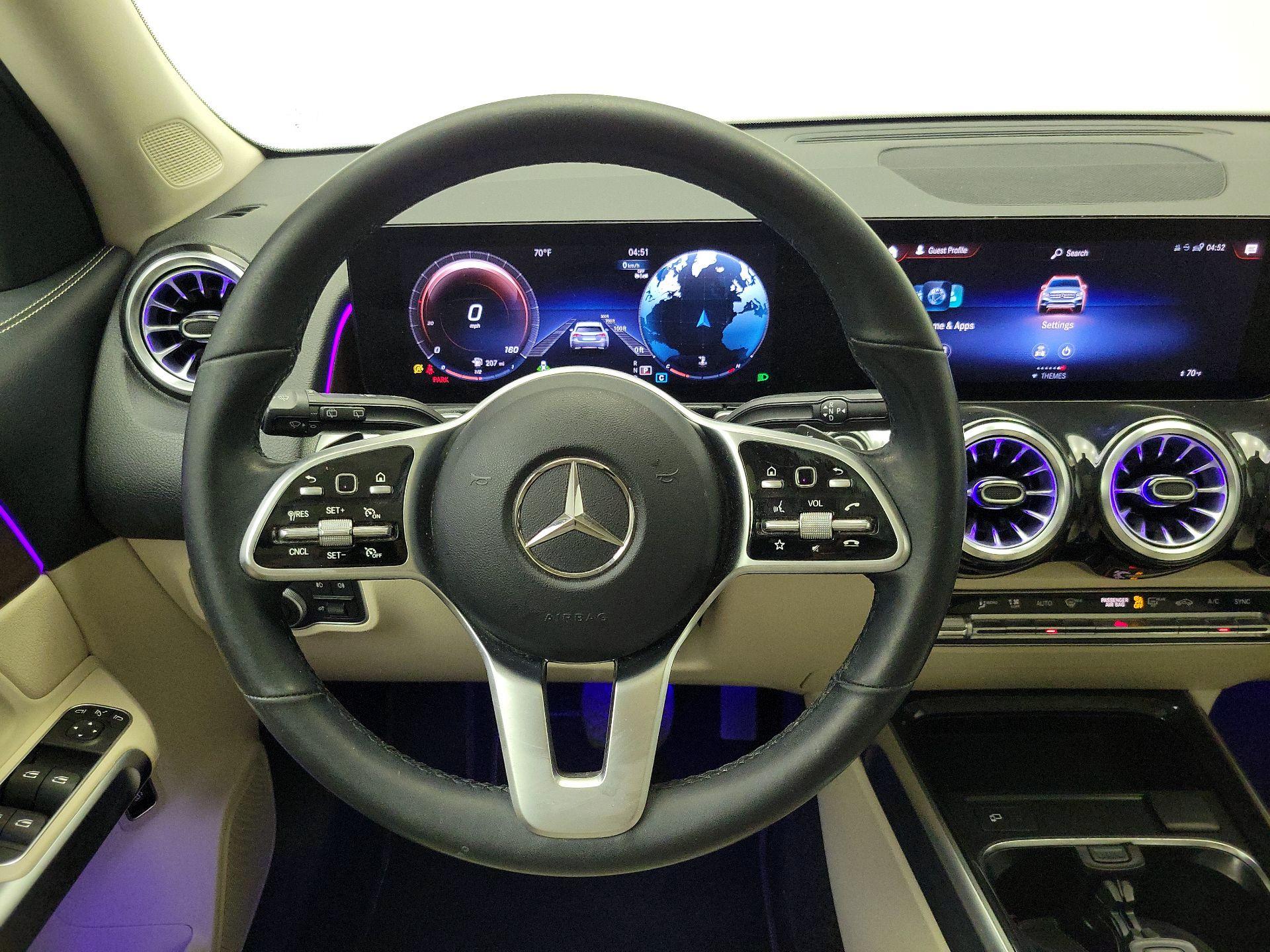 Thumbnail: 2023 Mercedes-Benz GLB - 10