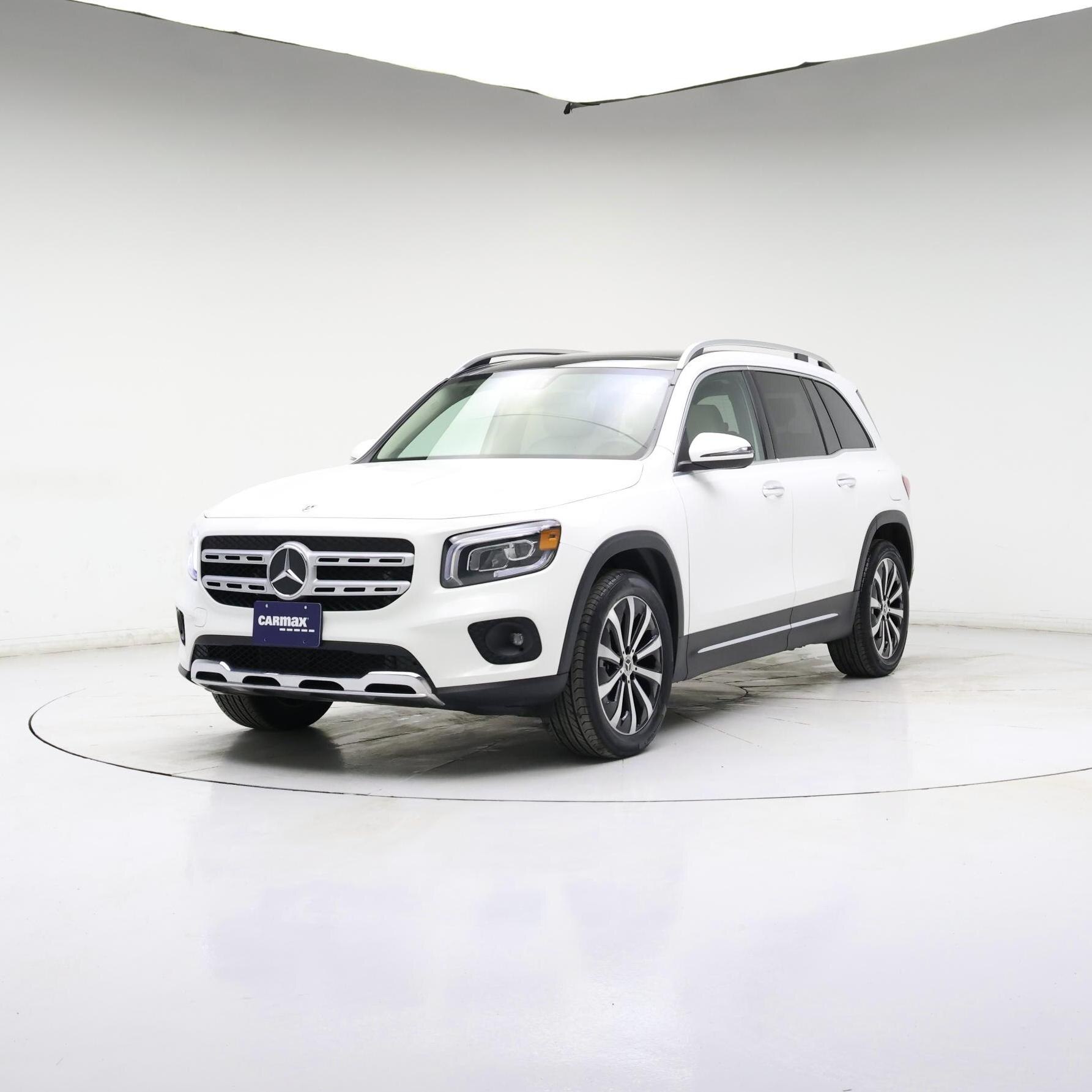 Thumbnail: 2023 Mercedes-Benz GLB - 4