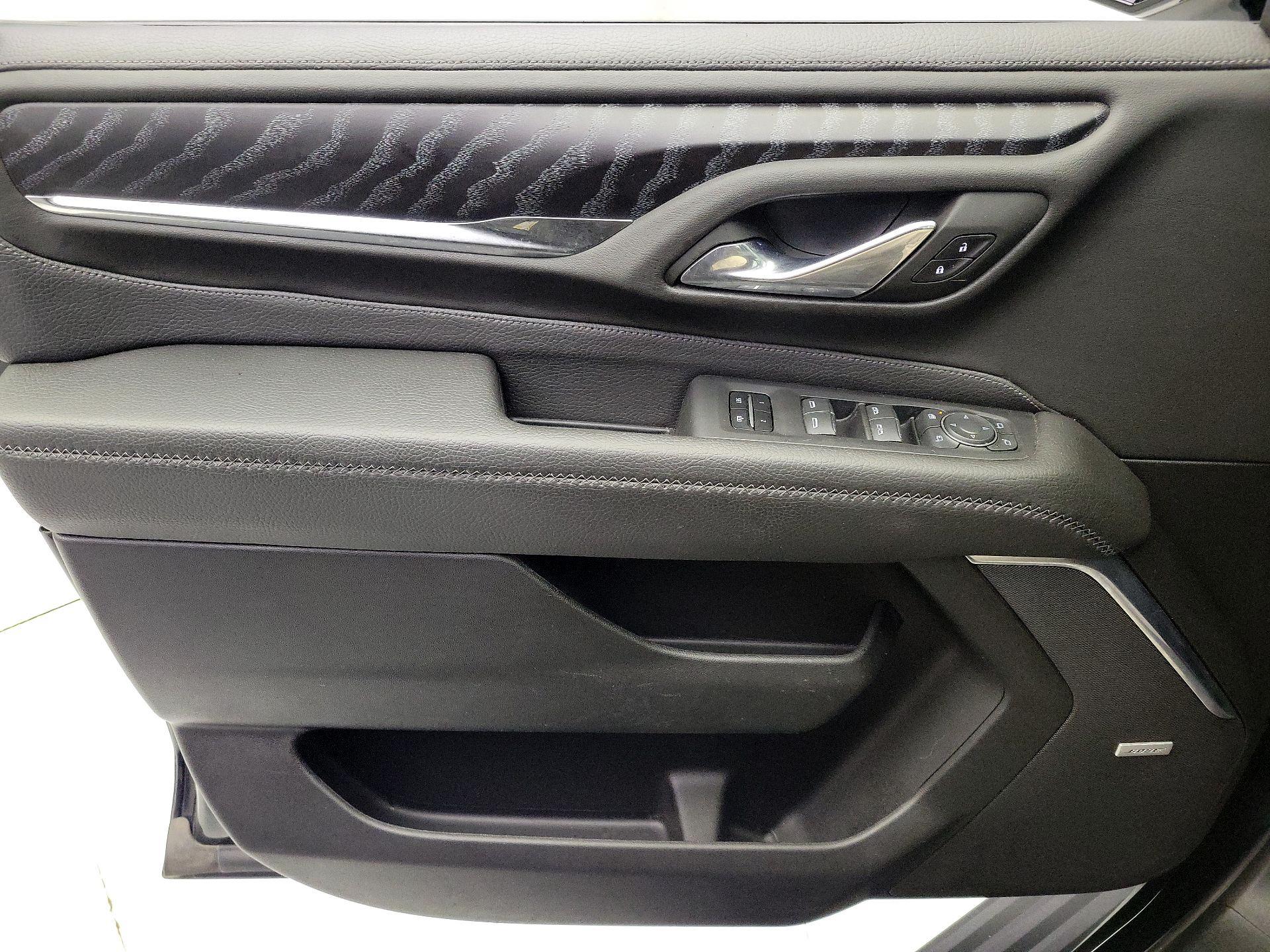 Thumbnail: 2023 GMC Yukon XL - 12