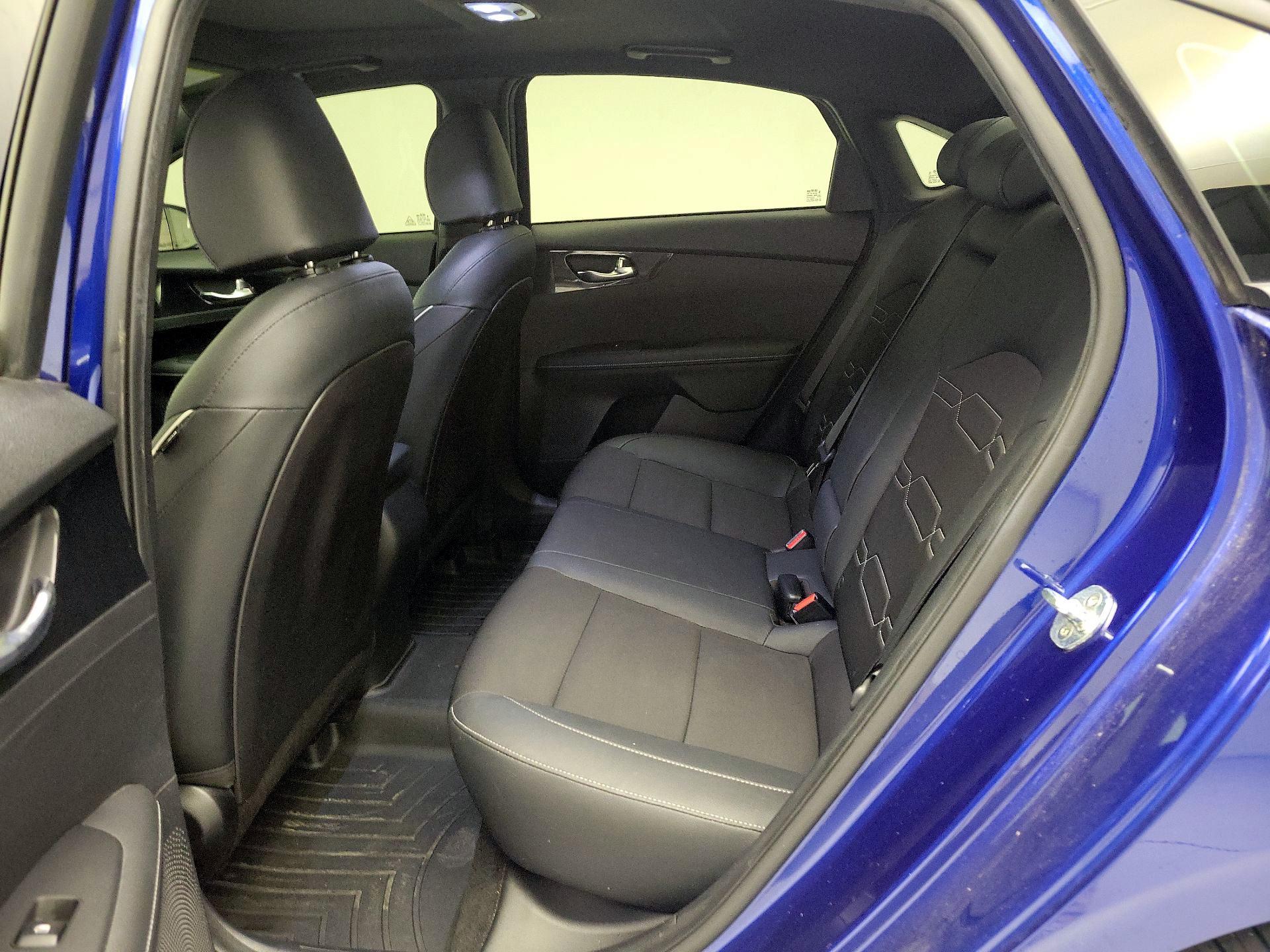 Thumbnail: 2021 Kia Forte - 19