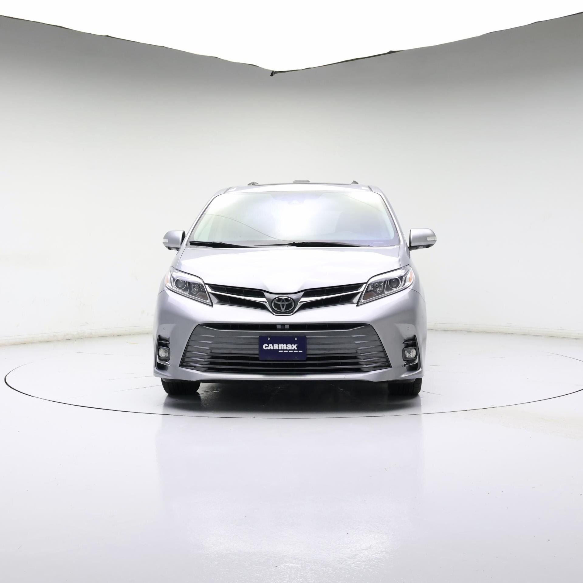 Thumbnail: 2018 Toyota Sienna - 5